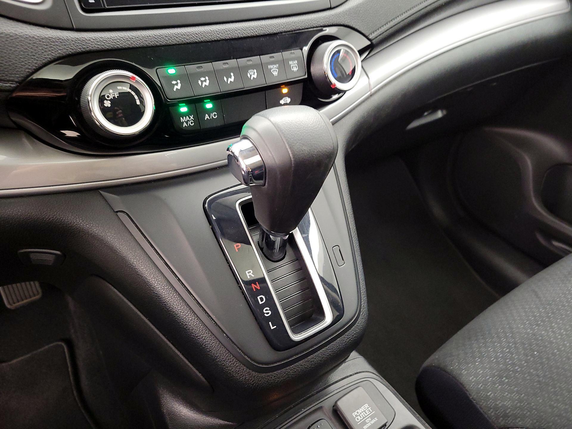 Thumbnail: 2015 Honda CR-V - 17