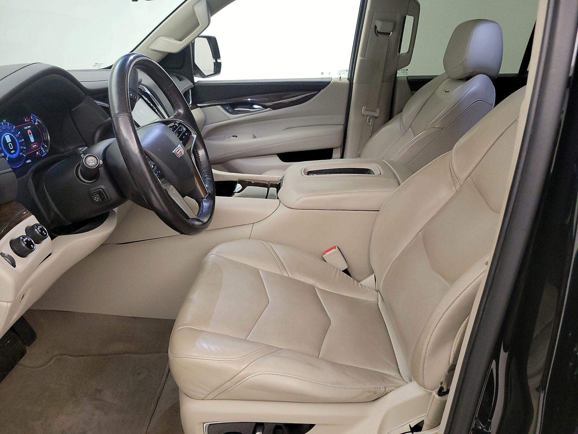 Thumbnail: 2019 Cadillac Escalade - 11