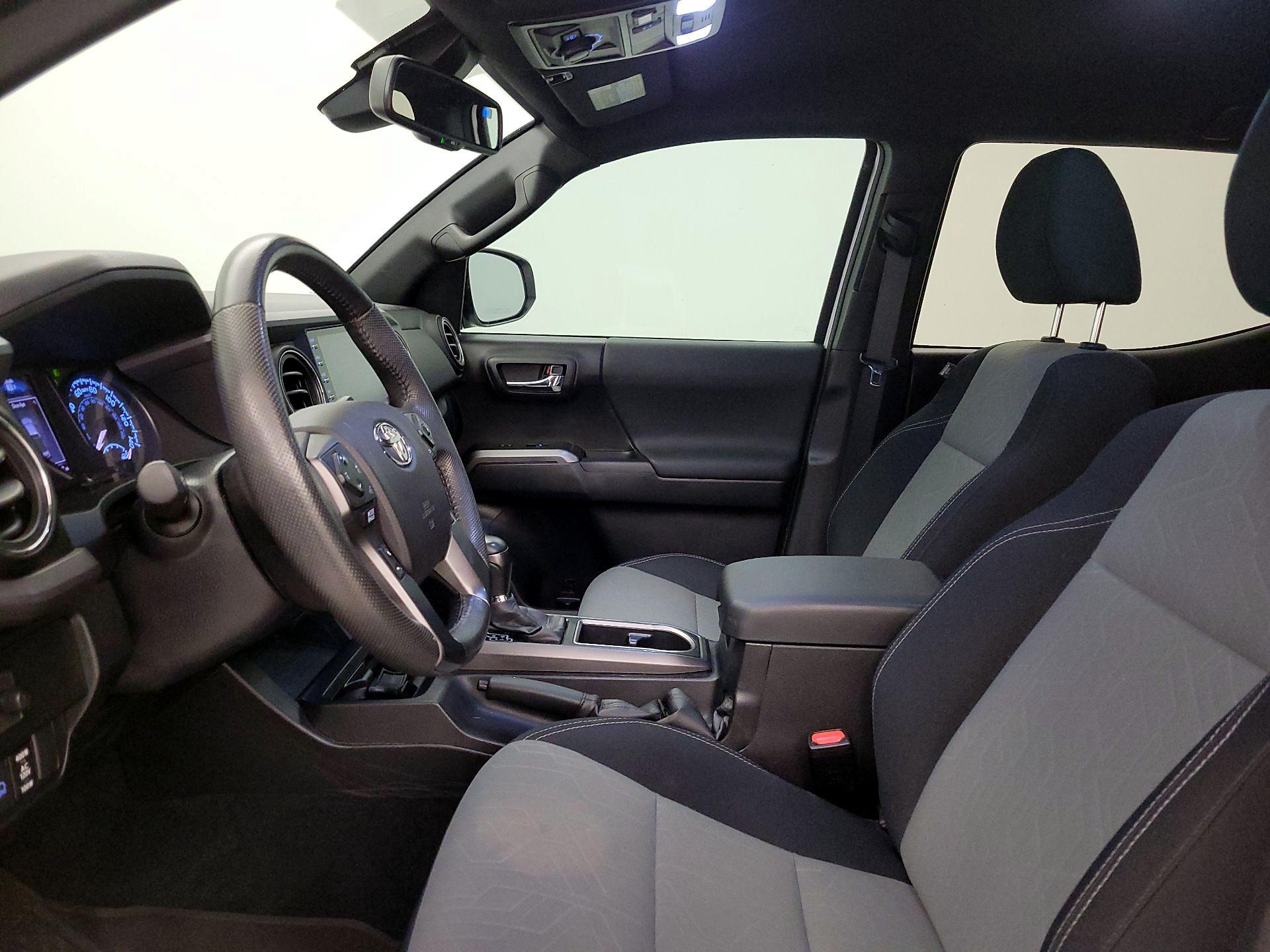 Thumbnail: 2021 Toyota Tacoma - 11