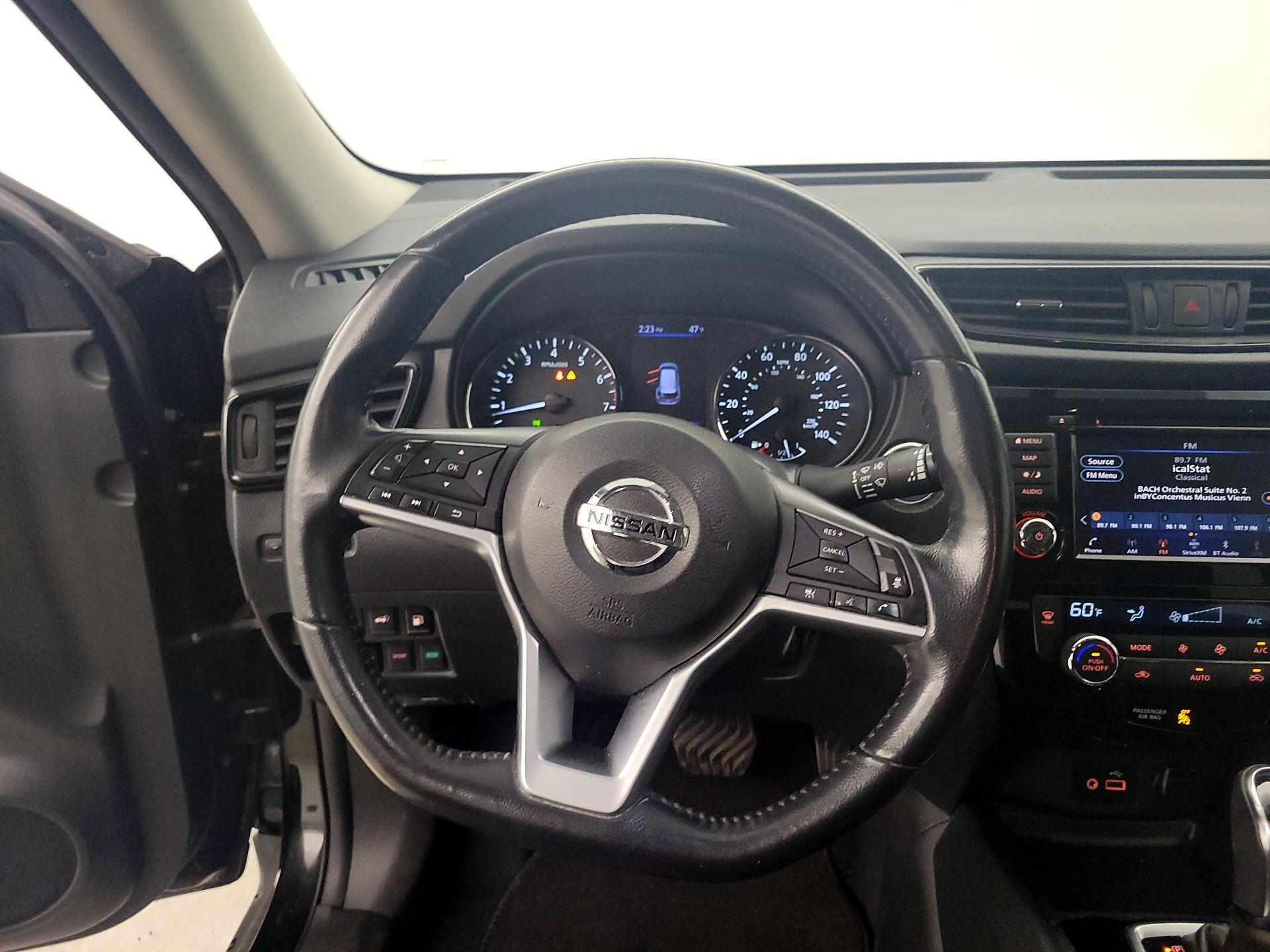 Thumbnail: 2018 Nissan Rogue - 10