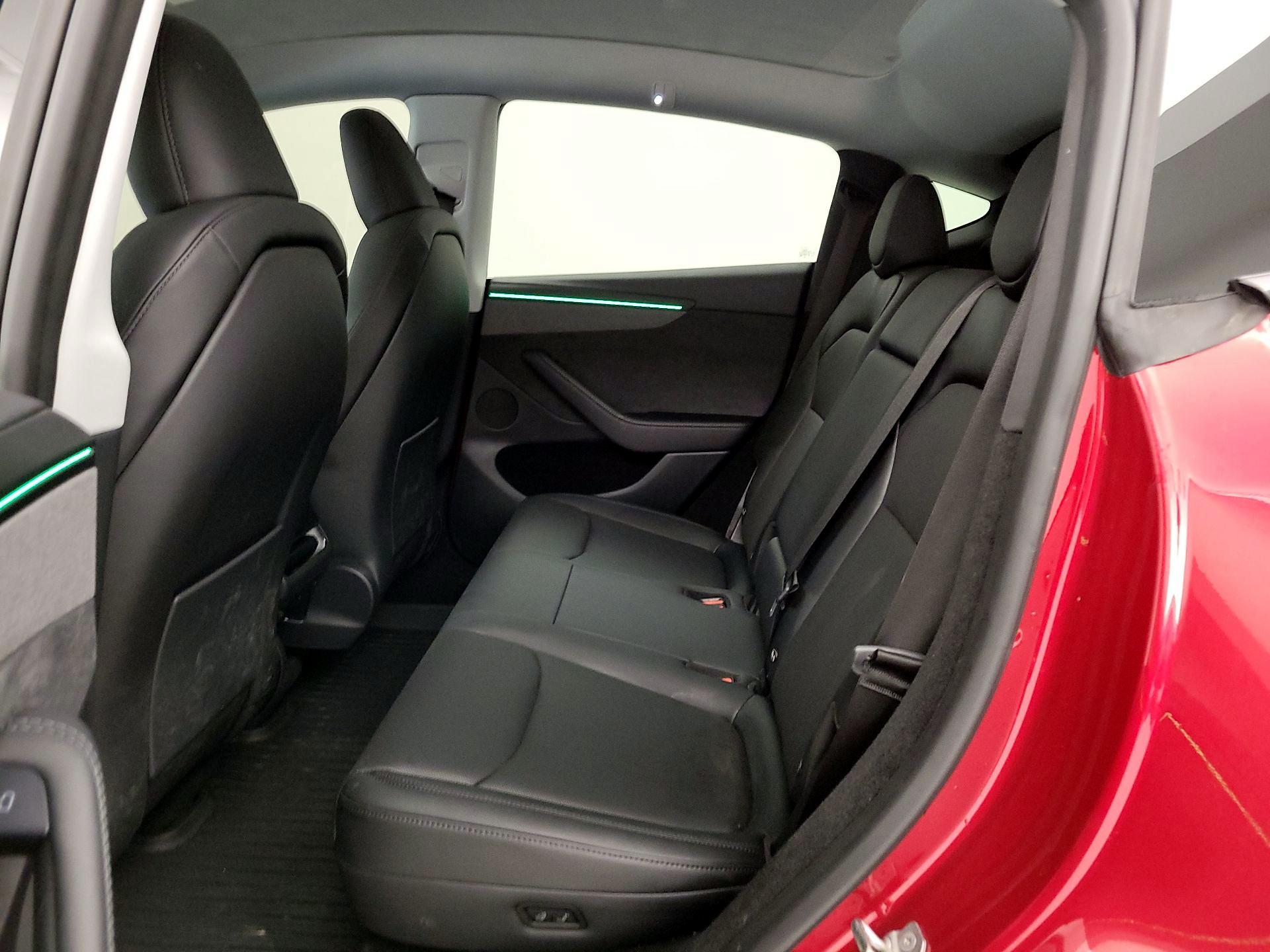 Thumbnail: 2026 Tesla Model Y - 17