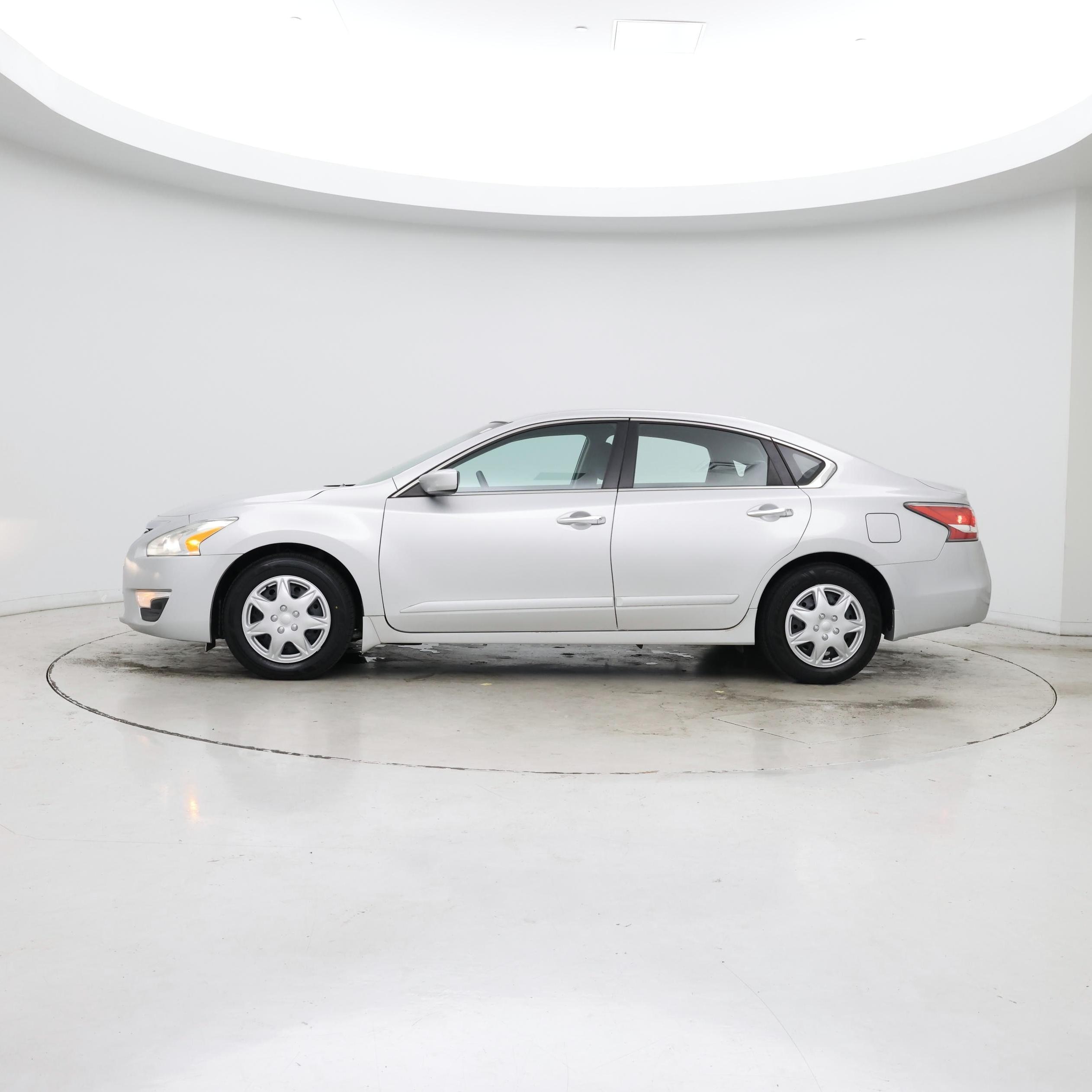 Thumbnail: 2015 Nissan Altima - 3