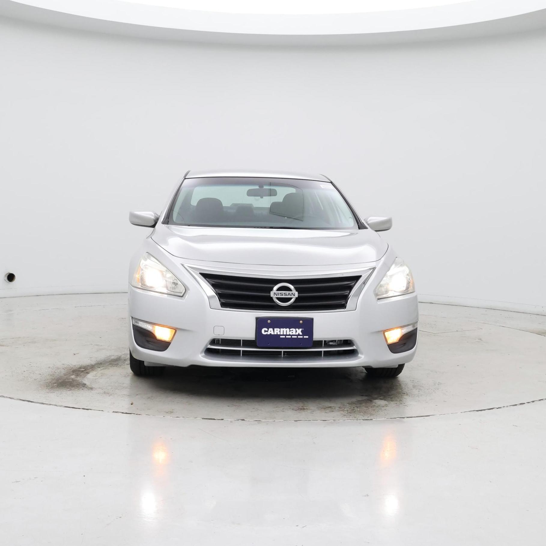 Thumbnail: 2015 Nissan Altima - 5