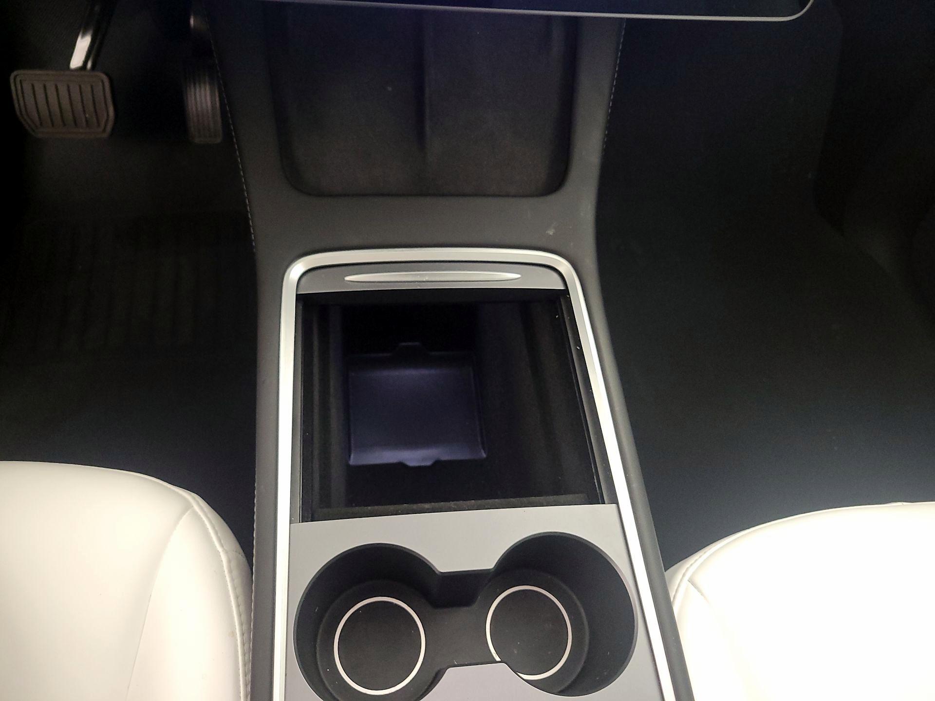 Thumbnail: 2024 Tesla Model Y - 18