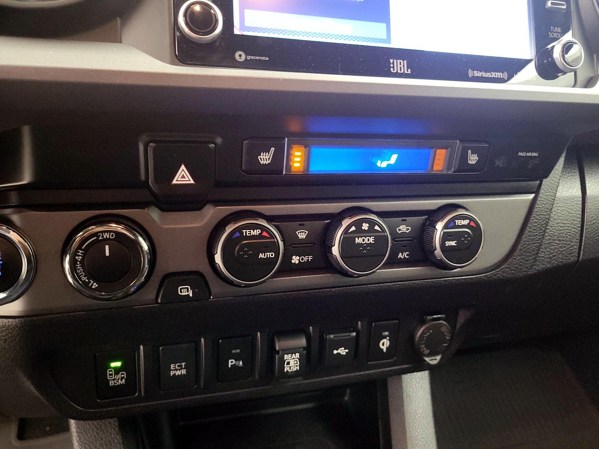 Thumbnail: 2022 Toyota Tacoma - 14