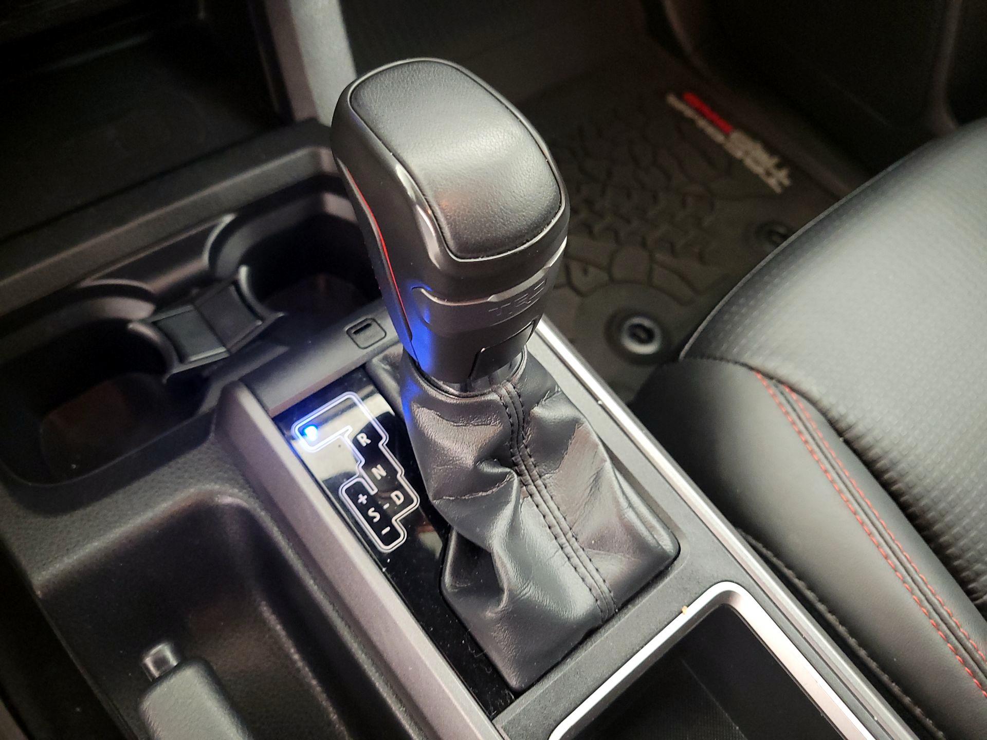 Thumbnail: 2022 Toyota Tacoma - 15