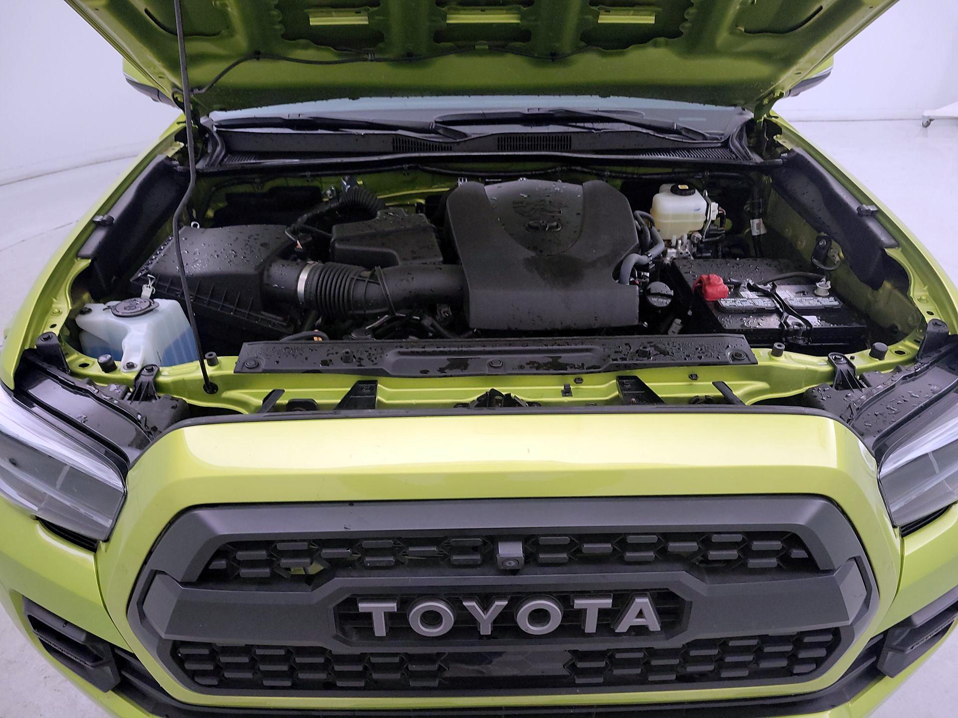 Thumbnail: 2022 Toyota Tacoma - 19