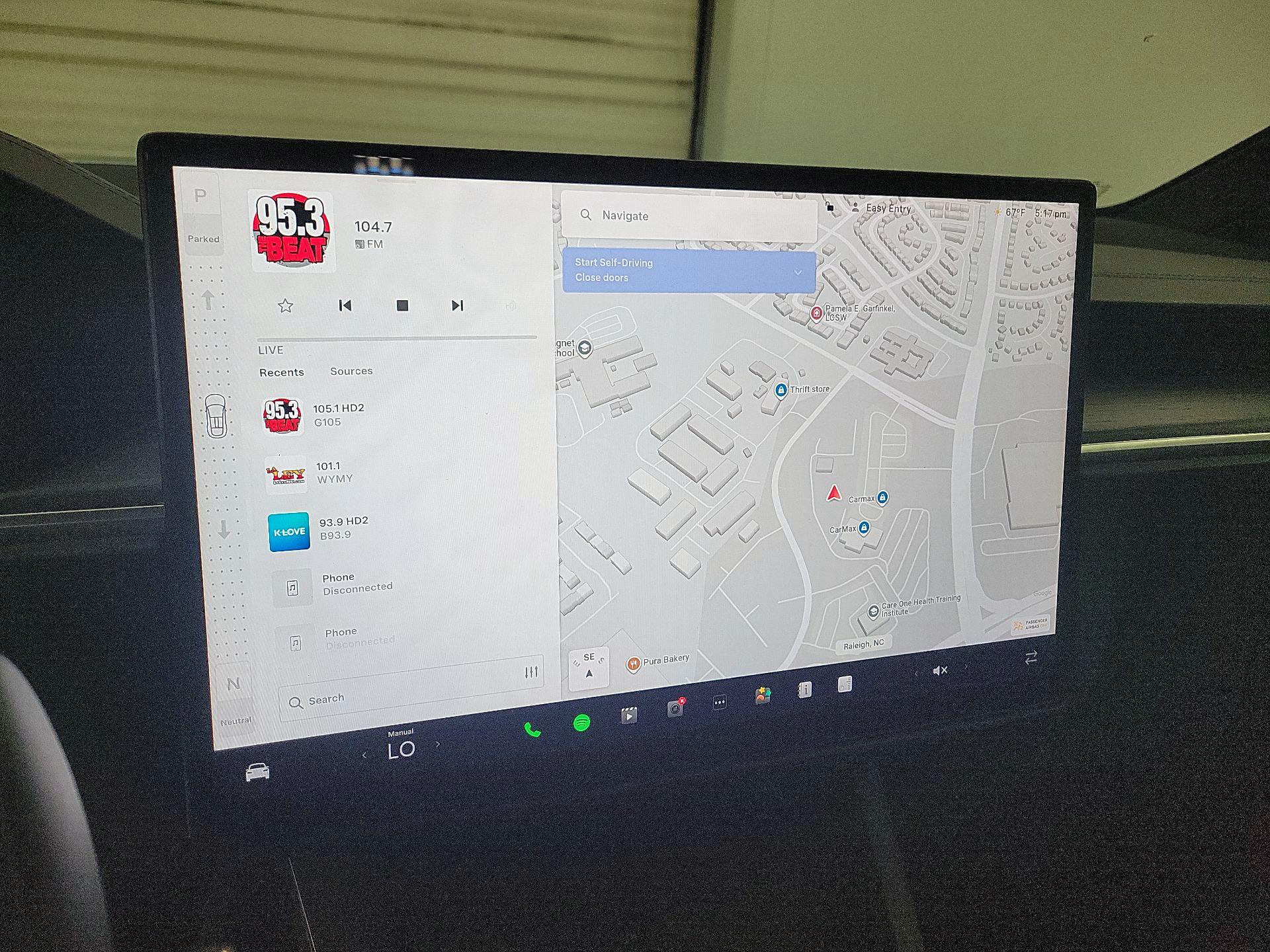 Thumbnail: 2023 Tesla Model X - 14