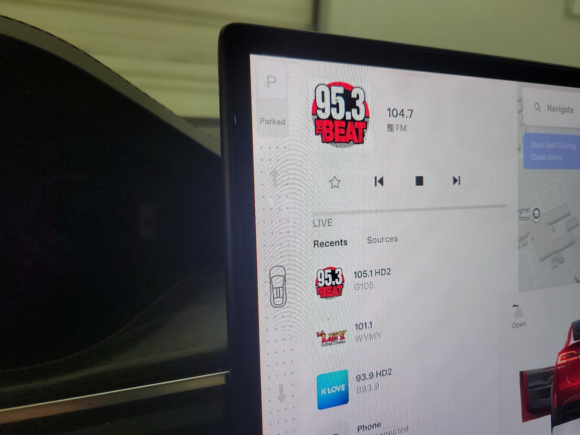 Thumbnail: 2023 Tesla Model X - 16