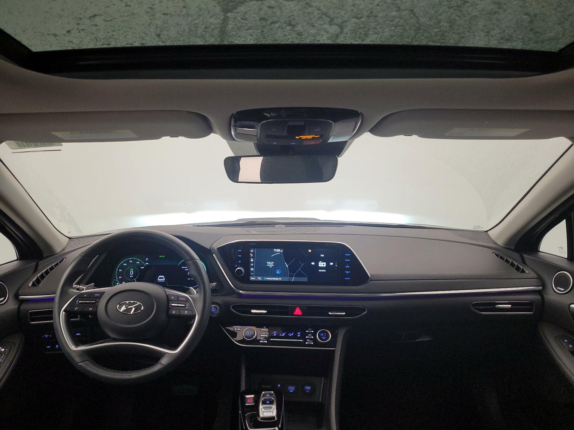 Thumbnail: 2023 Hyundai Sonata - 9