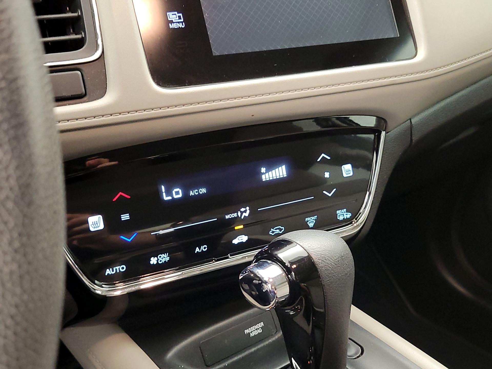 Thumbnail: 2016 Honda HR-V - 14