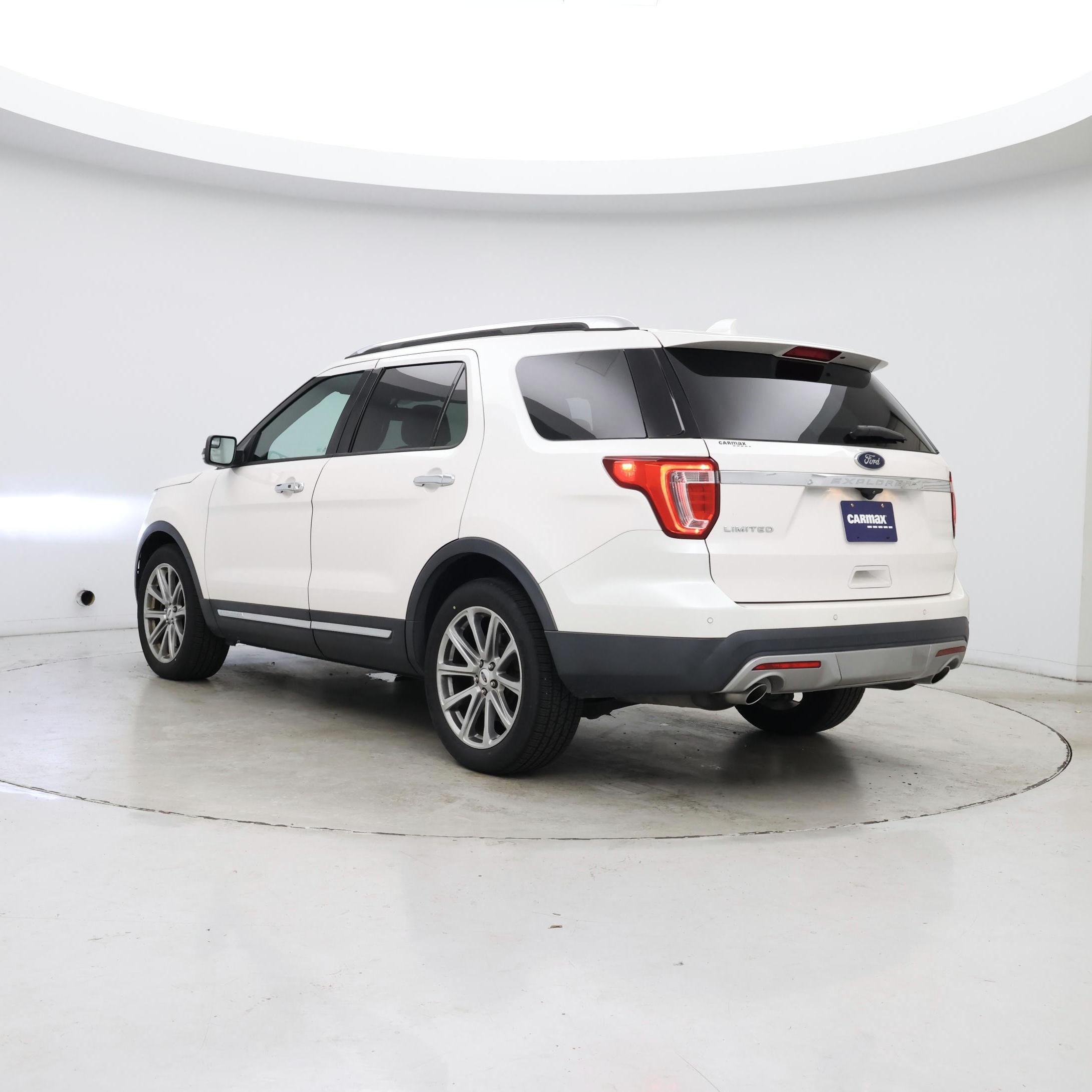 Thumbnail: 2017 Ford Explorer - 2