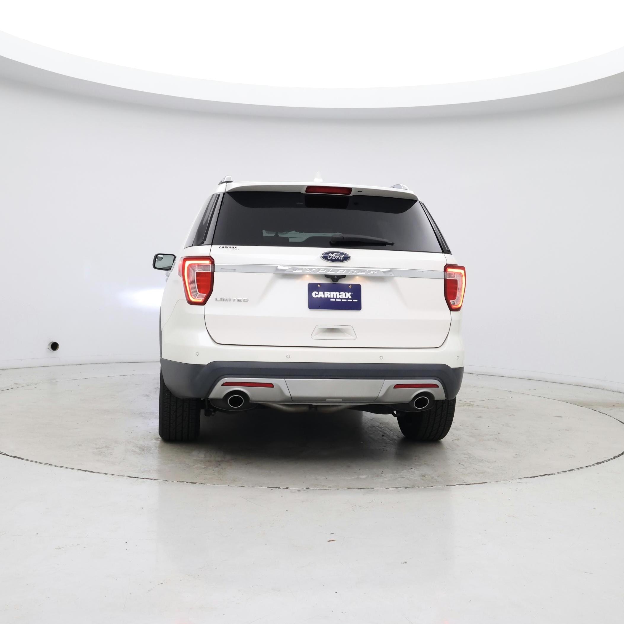 Thumbnail: 2017 Ford Explorer - 6
