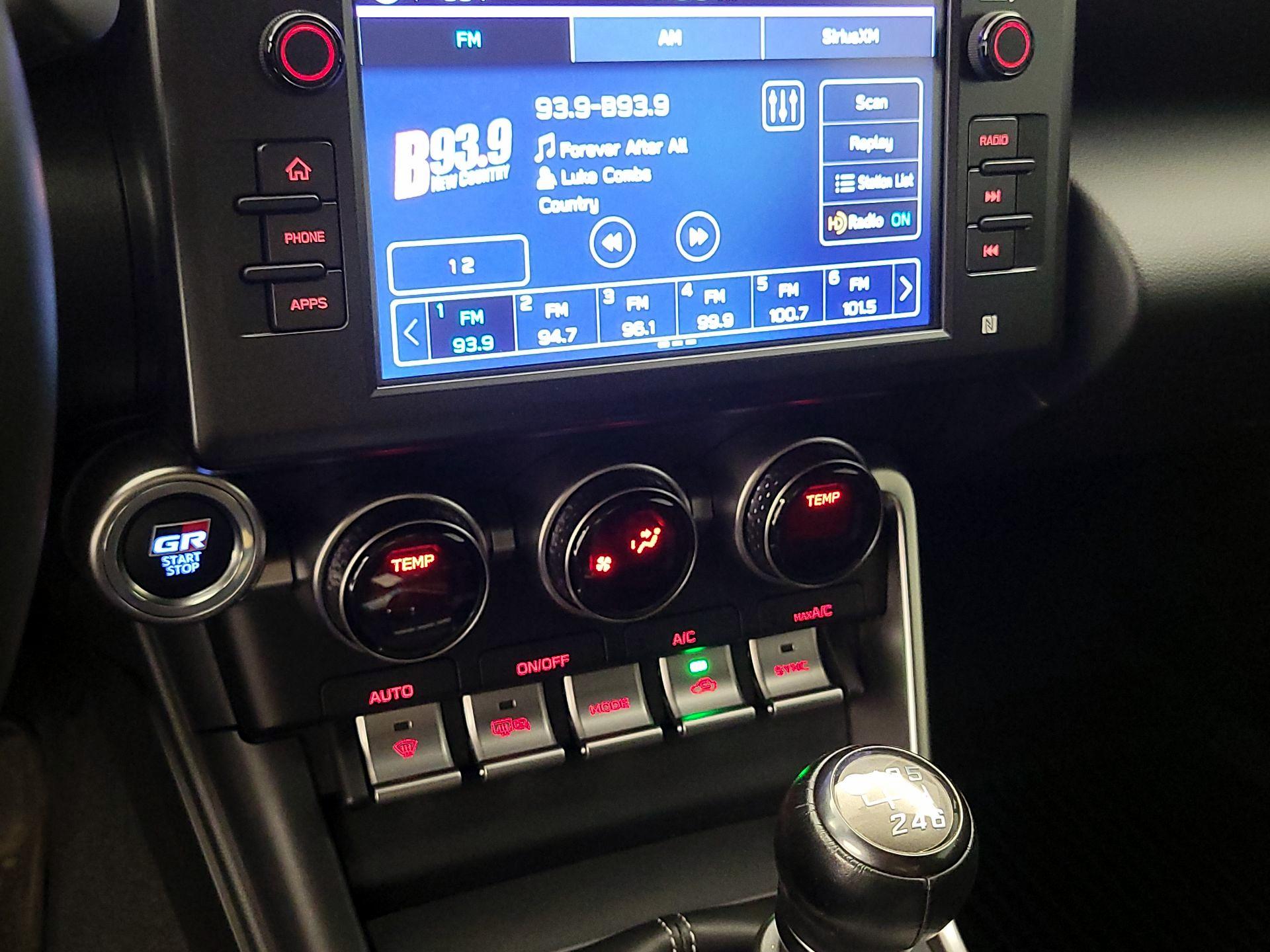 Thumbnail: 2023 Toyota GR86 - 16