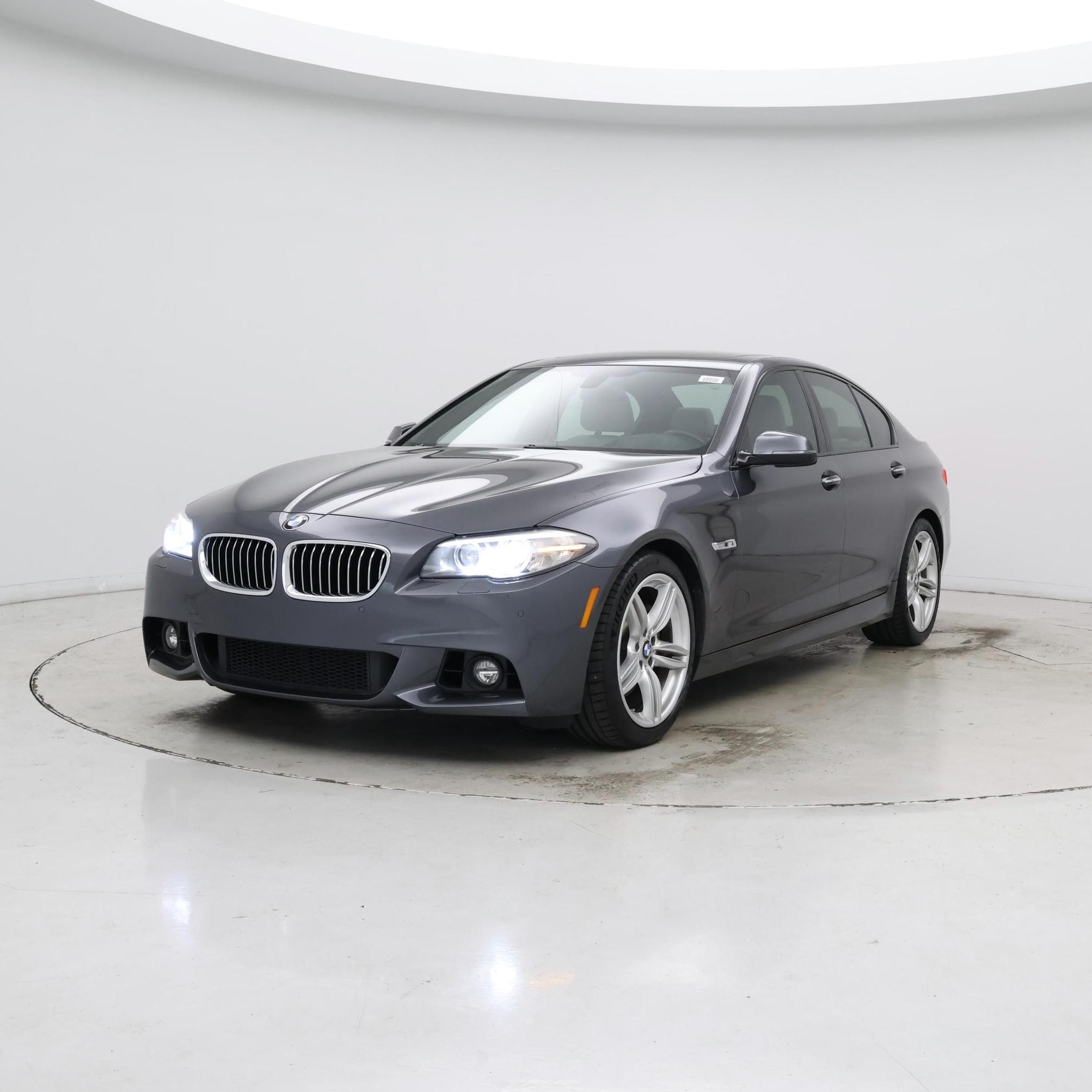 Thumbnail: 2015 BMW 5 Series - 4