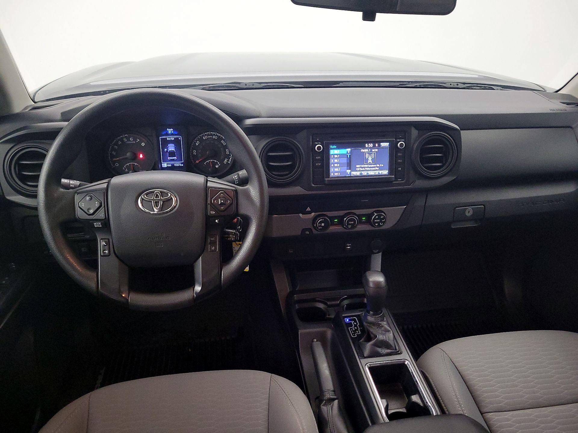 Thumbnail: 2019 Toyota Tacoma - 9