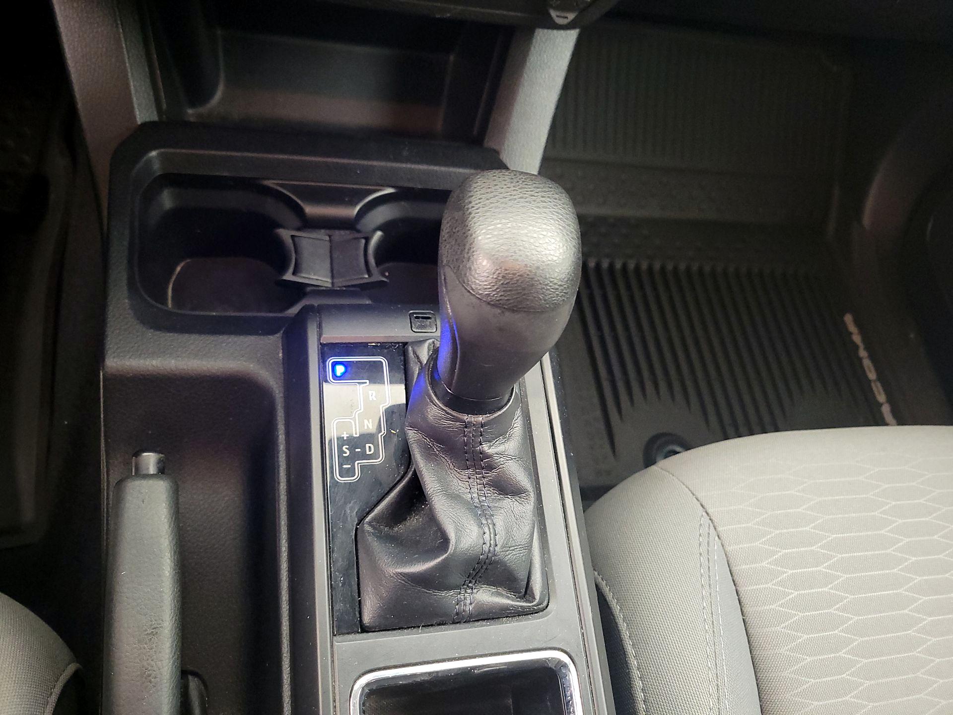 Thumbnail: 2019 Toyota Tacoma - 17