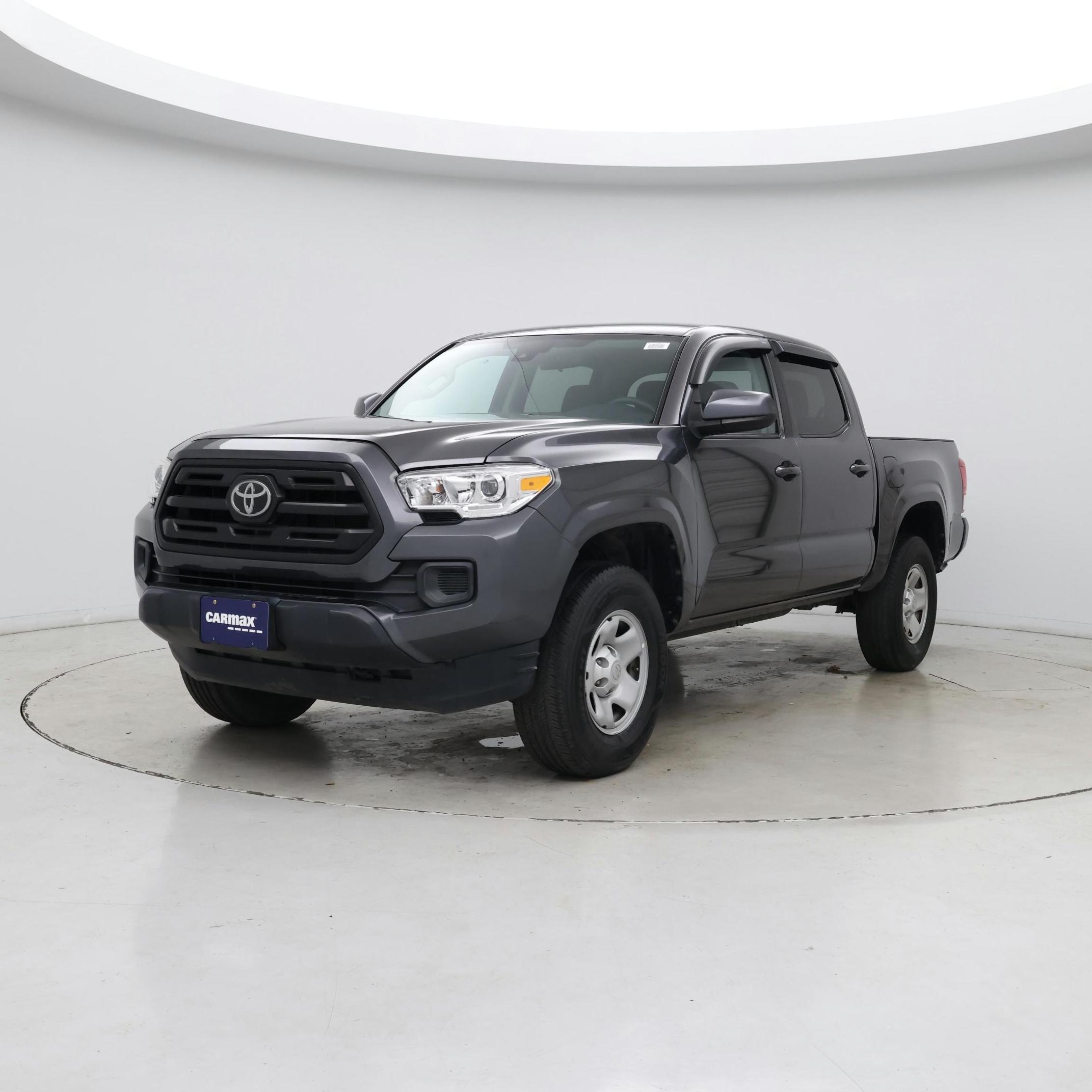 Thumbnail: 2019 Toyota Tacoma - 4