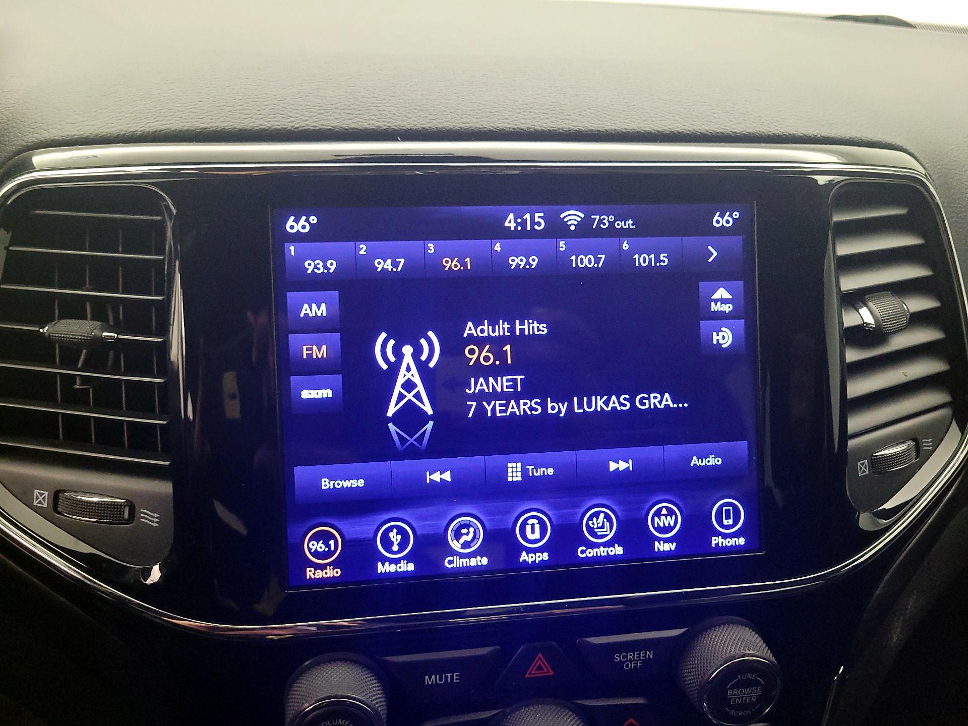 Thumbnail: 2019 Jeep Grand Cherokee - 15