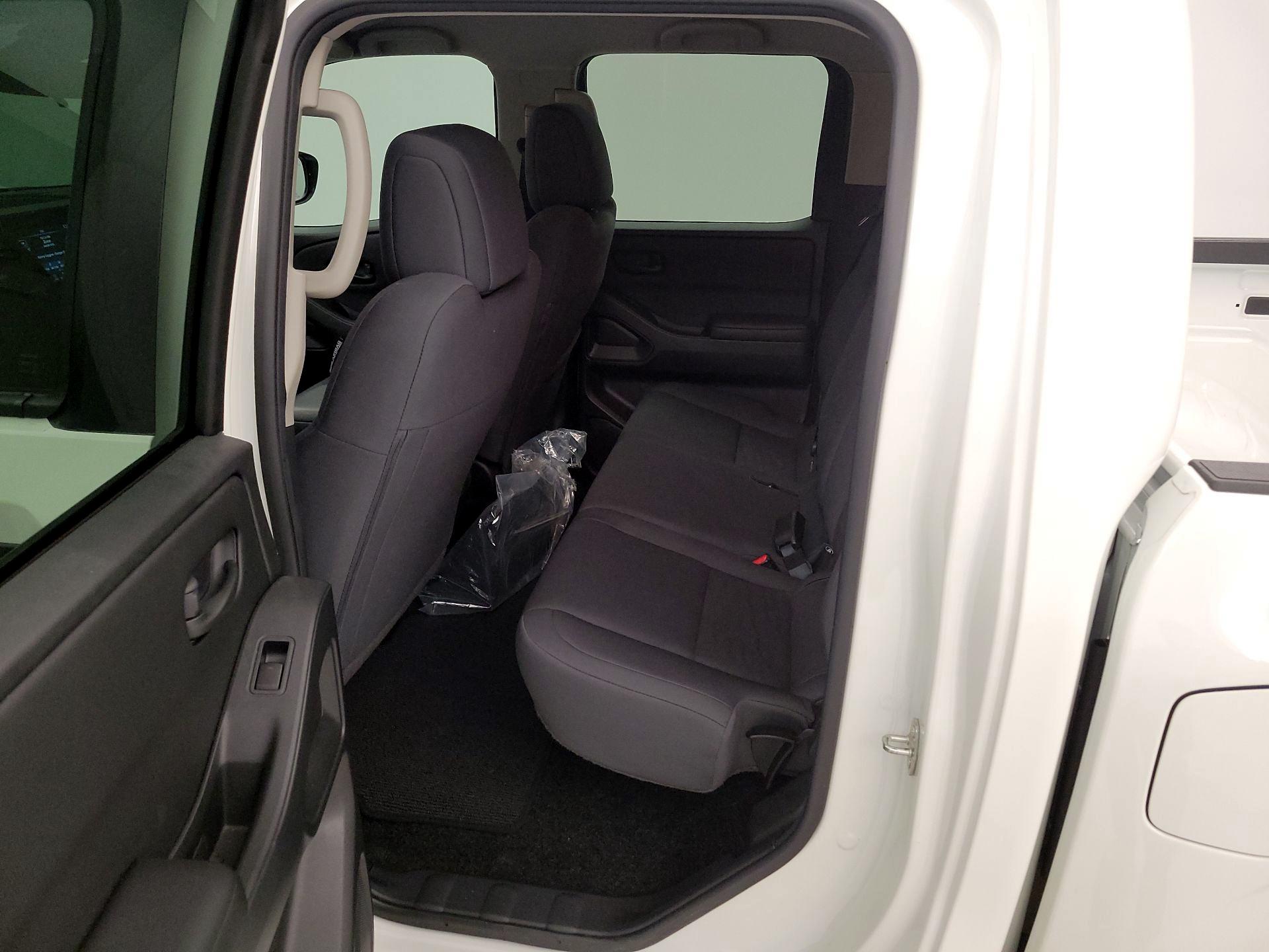 Thumbnail: 2025 Nissan Frontier - 19