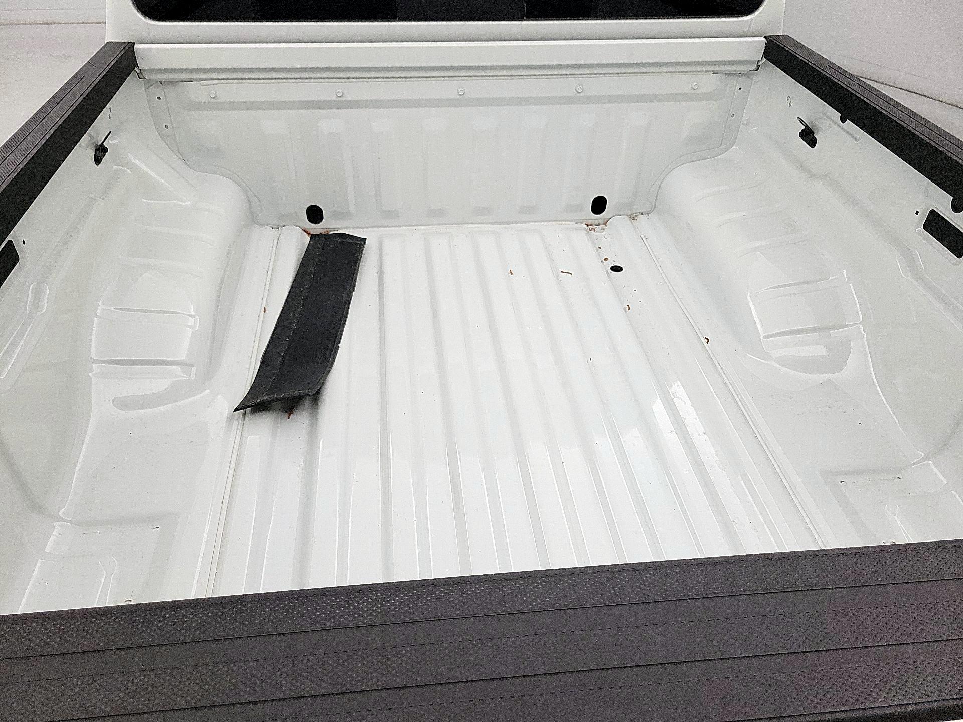 Thumbnail: 2025 Nissan Frontier - 20