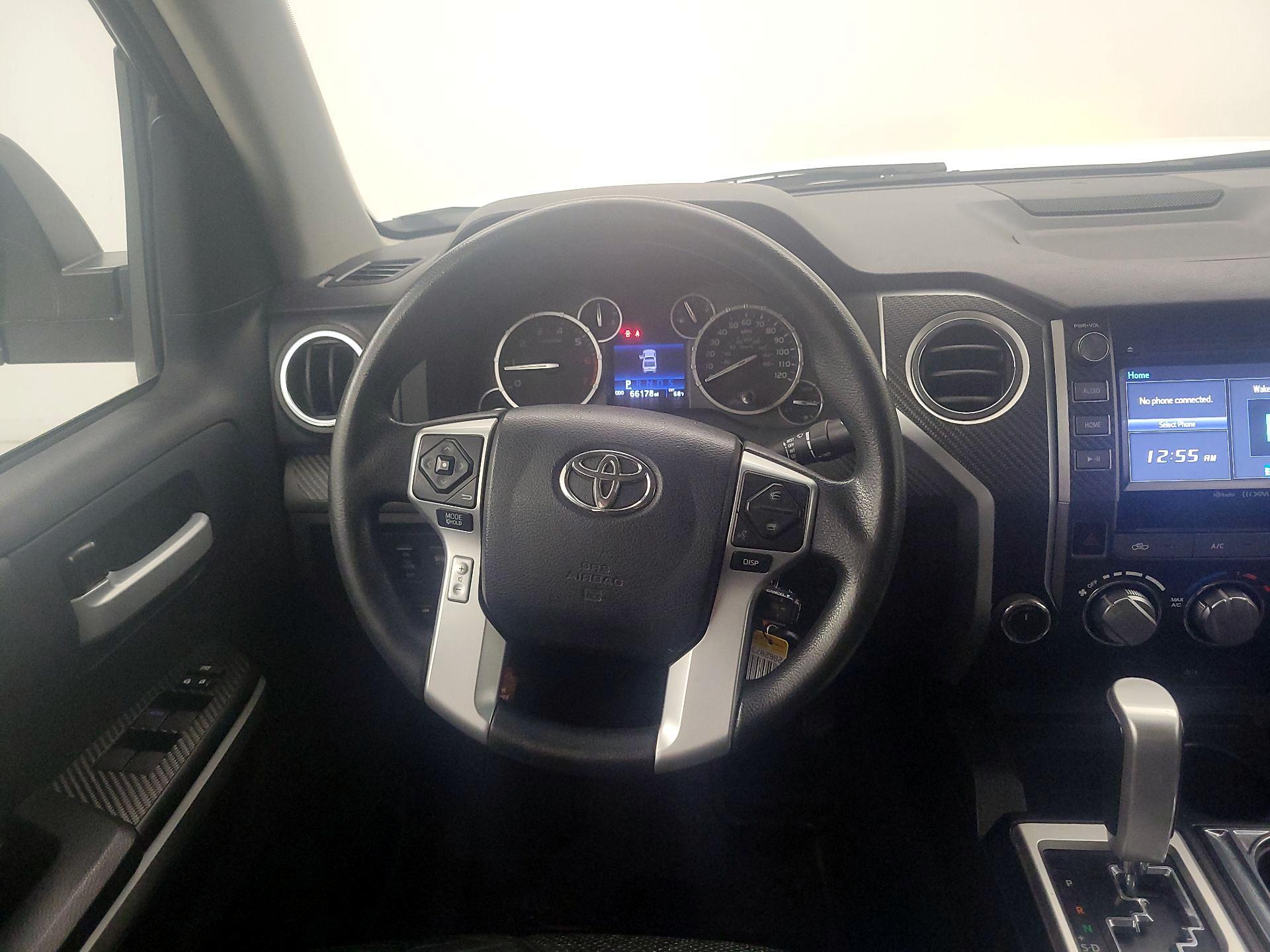 Thumbnail: 2016 Toyota Tundra - 10