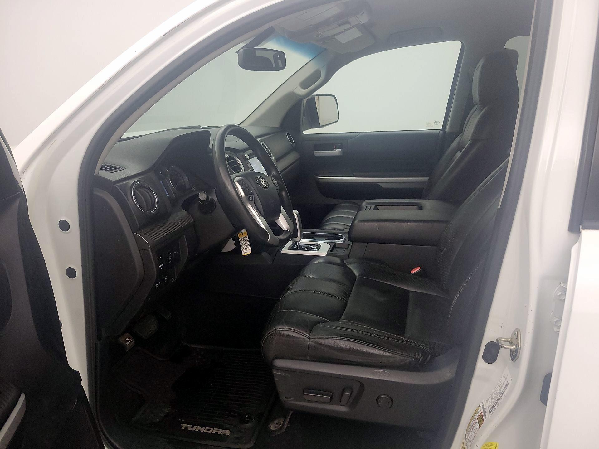 Thumbnail: 2016 Toyota Tundra - 11