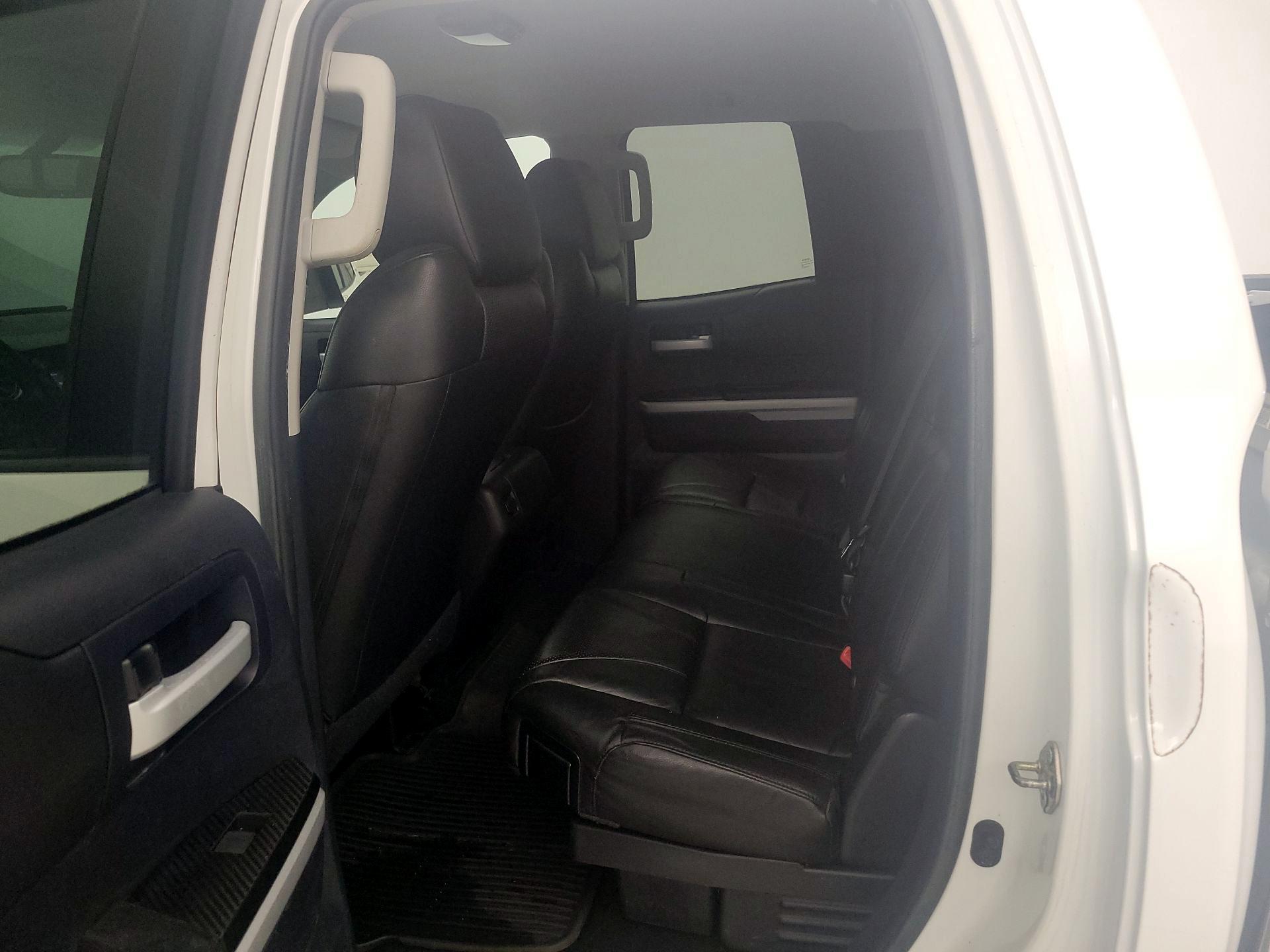 Thumbnail: 2016 Toyota Tundra - 19