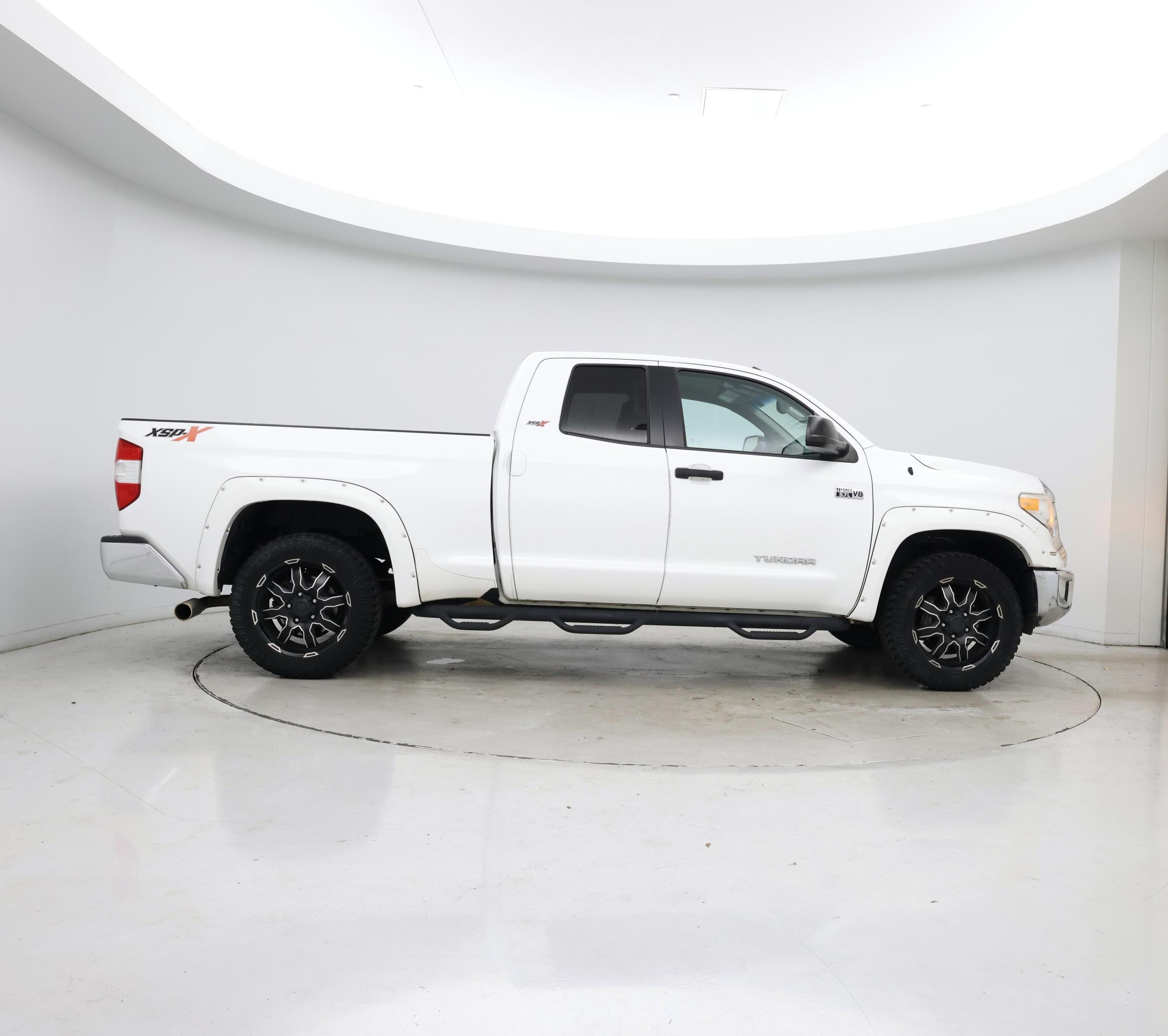 Thumbnail: 2016 Toyota Tundra - 7