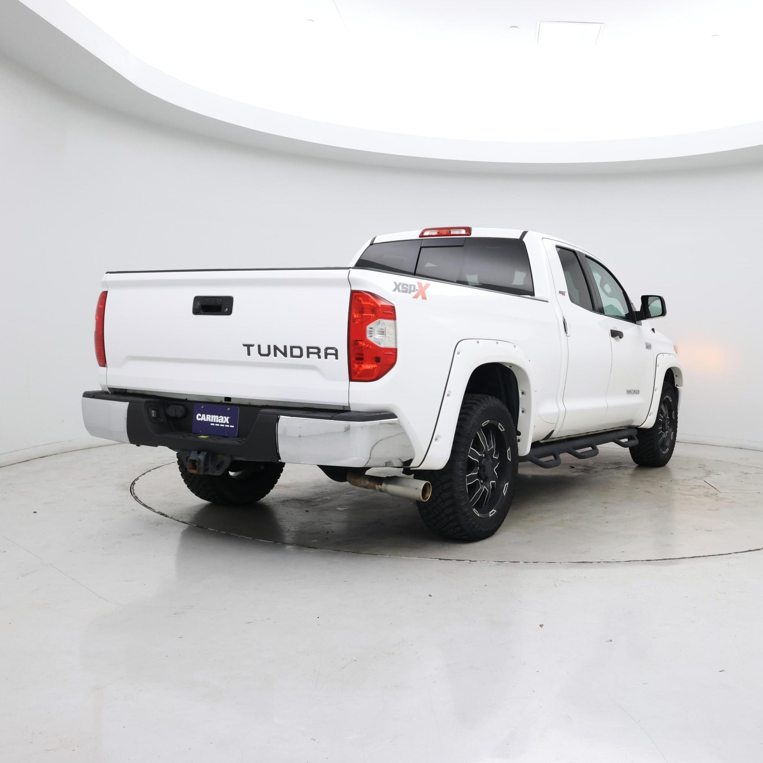 Thumbnail: 2016 Toyota Tundra - 8