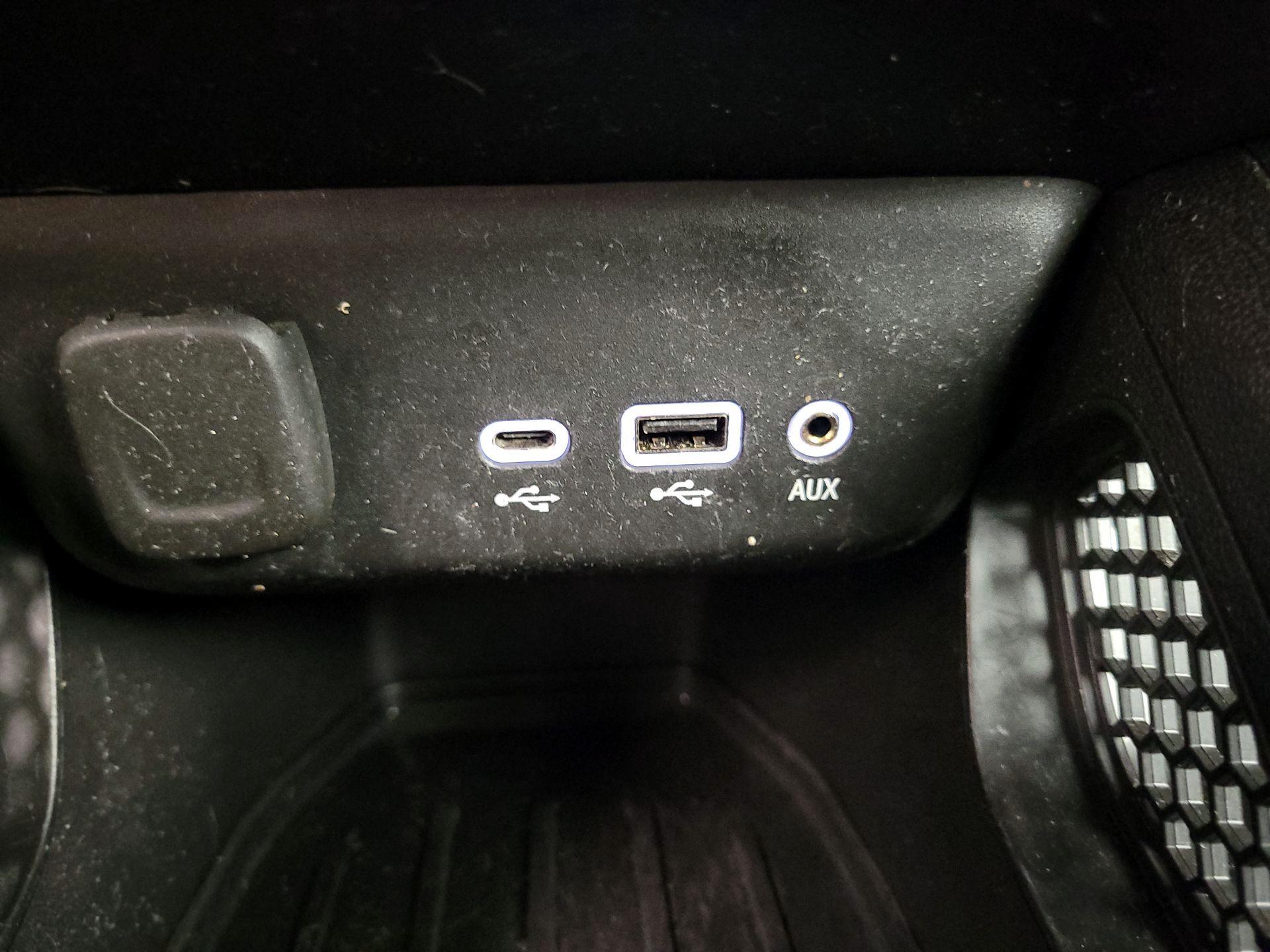 Thumbnail: 2021 Chevrolet TrailBlazer - 18