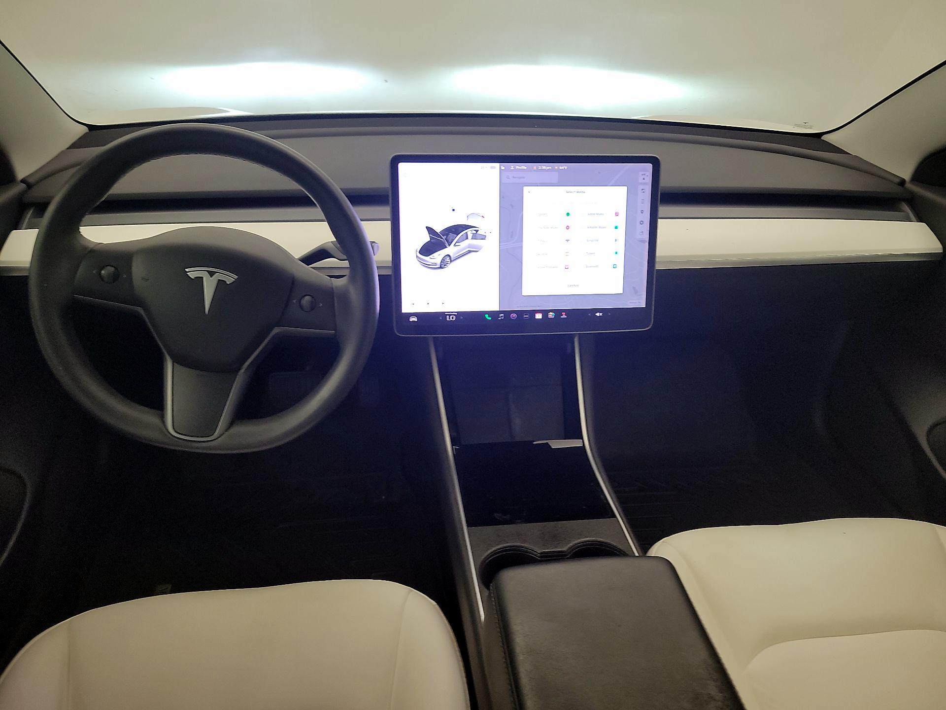 Thumbnail: 2020 Tesla Model 3 - 9