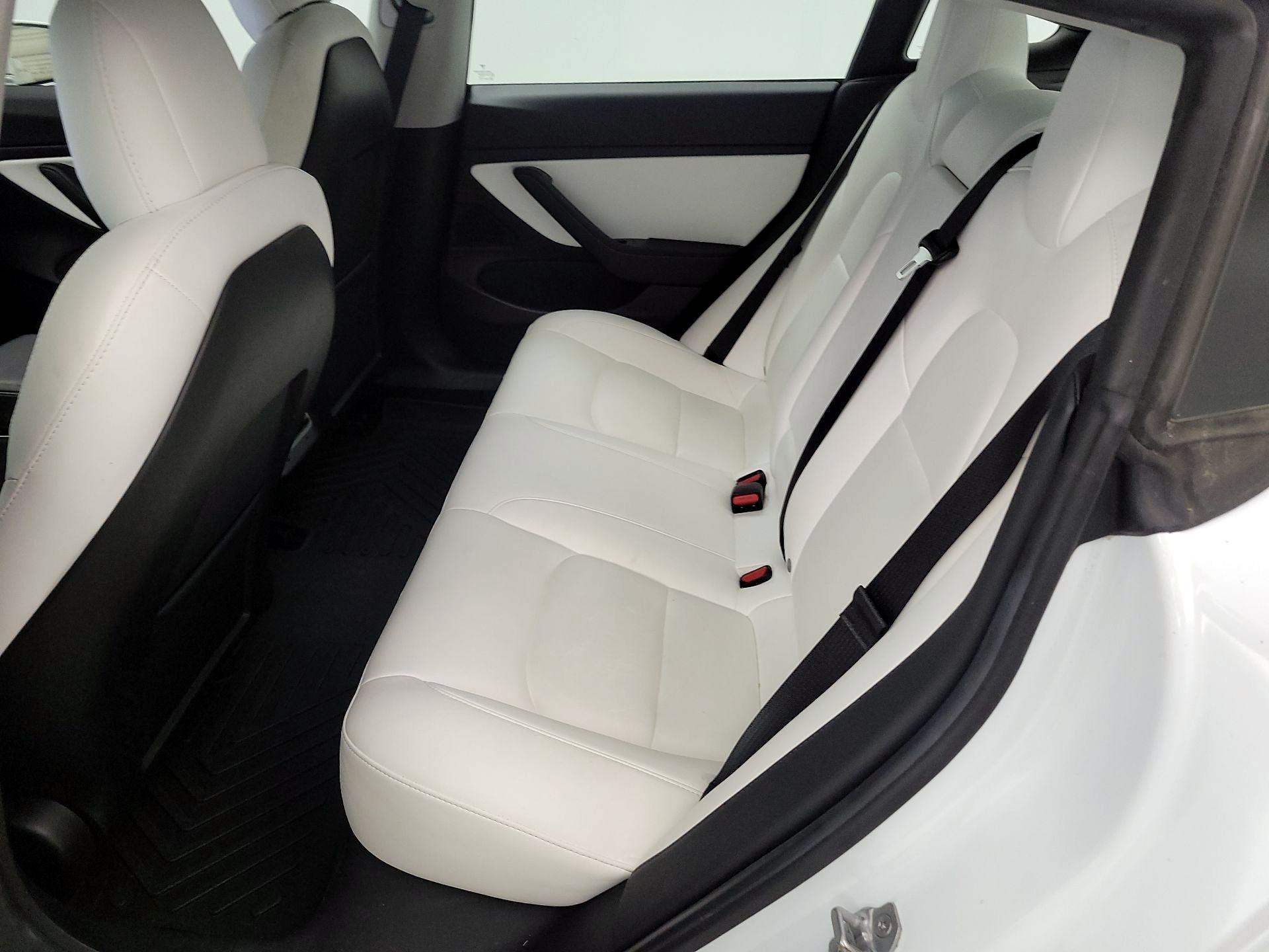 Thumbnail: 2020 Tesla Model 3 - 18