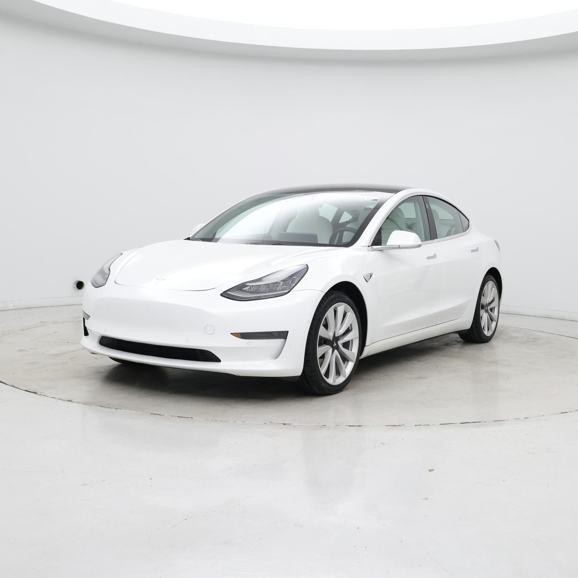 Thumbnail: 2020 Tesla Model 3 - 4