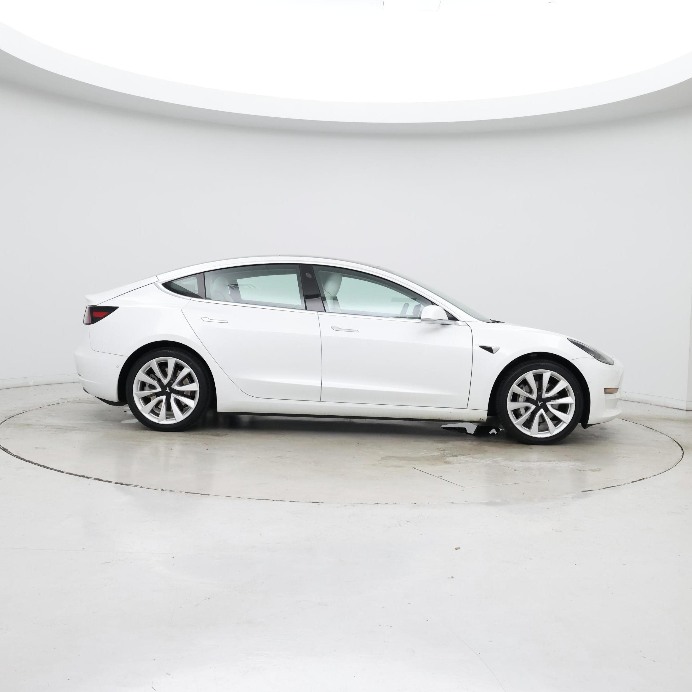 Thumbnail: 2020 Tesla Model 3 - 7