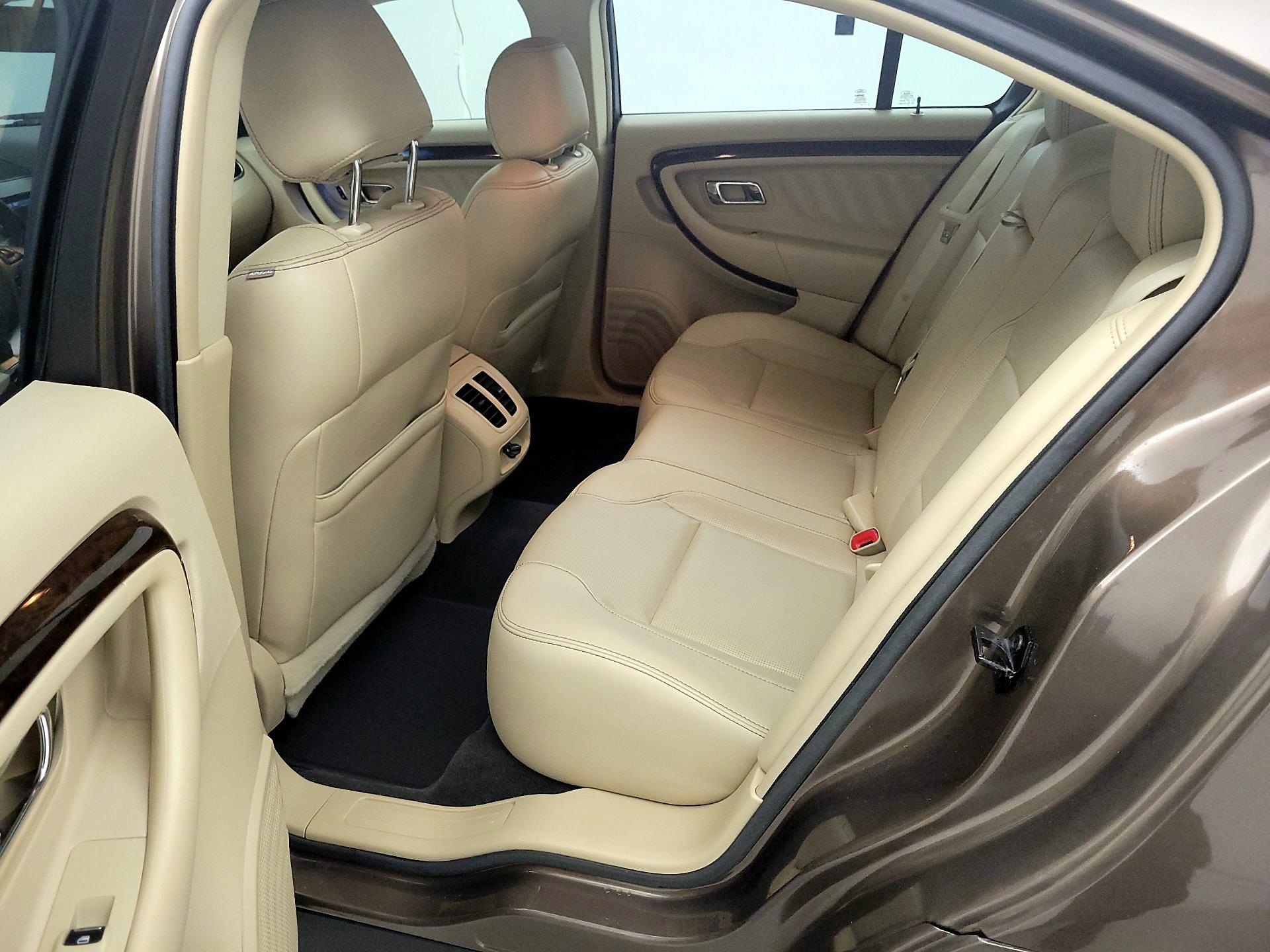 Thumbnail: 2015 Ford Taurus - 19