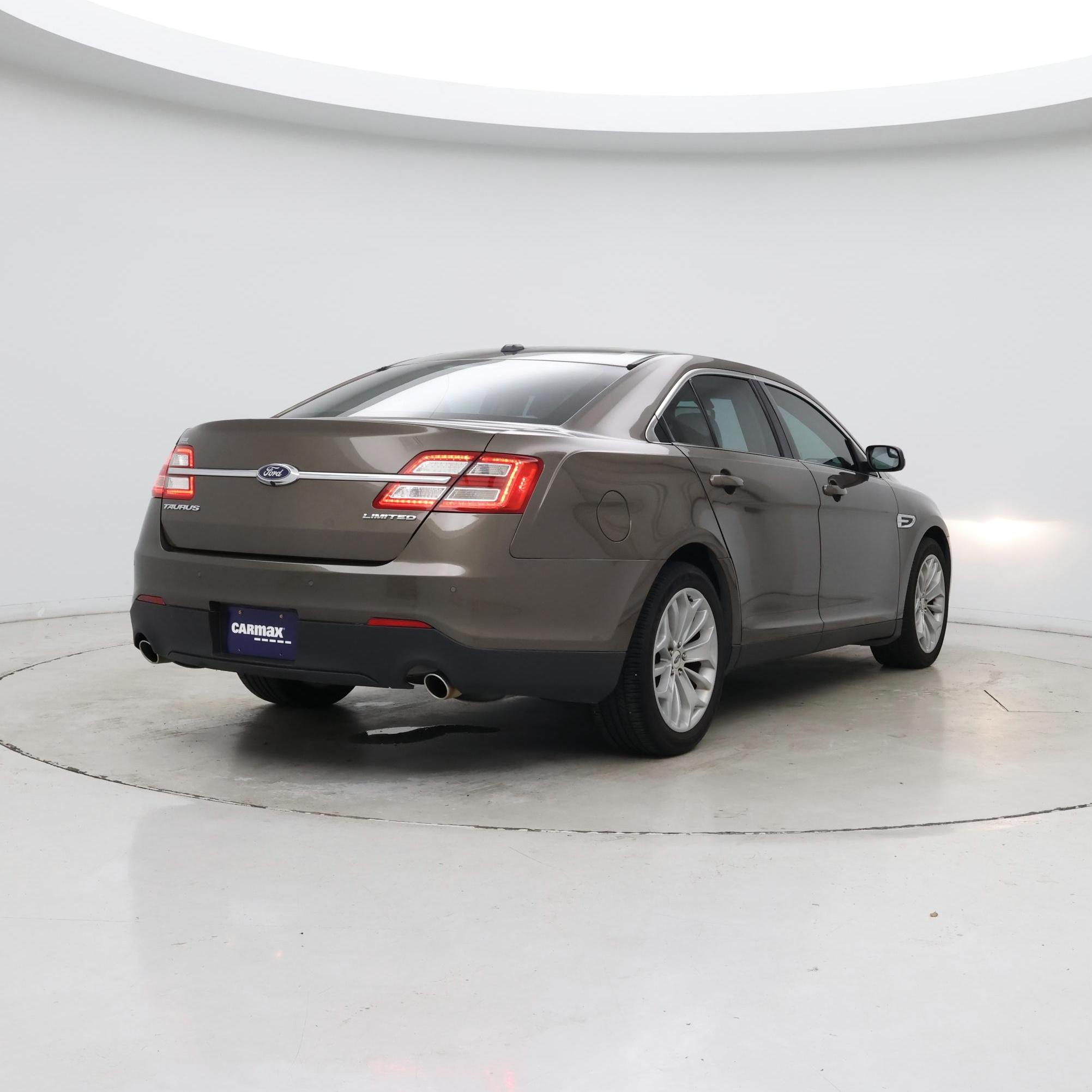 Thumbnail: 2015 Ford Taurus - 8