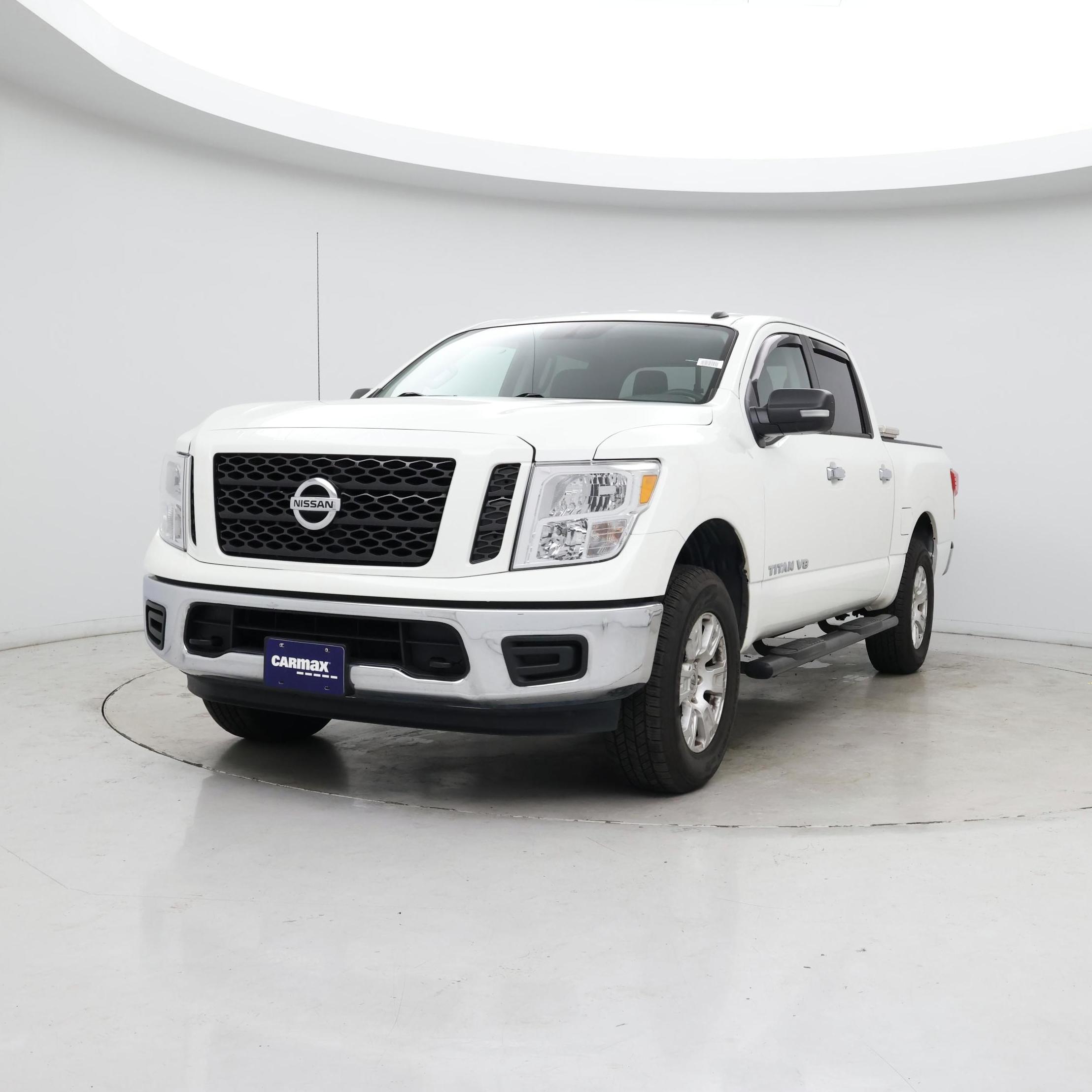 Thumbnail: 2019 Nissan Titan - 4