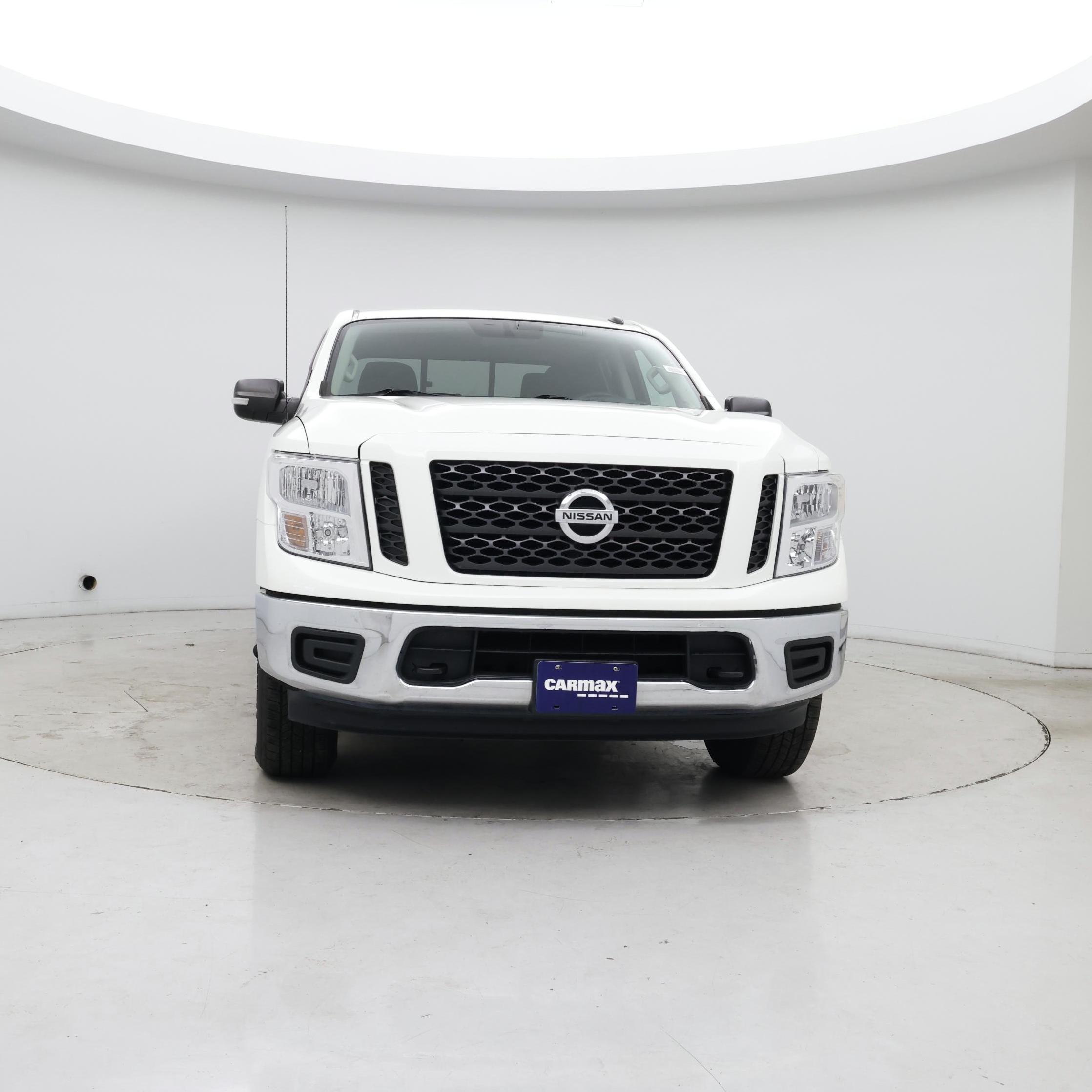 Thumbnail: 2019 Nissan Titan - 5