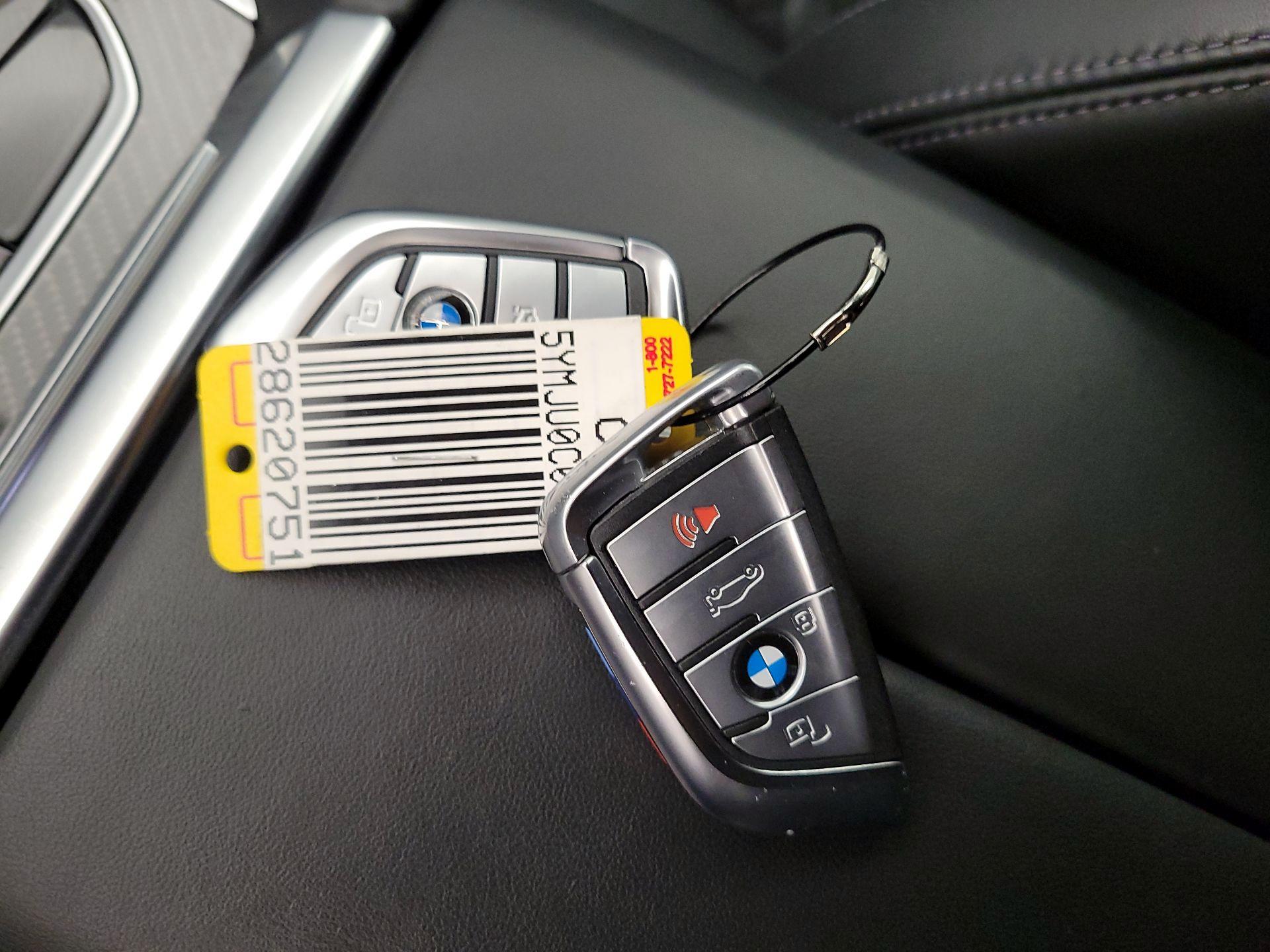 Thumbnail: 2021 BMW X5 - 20