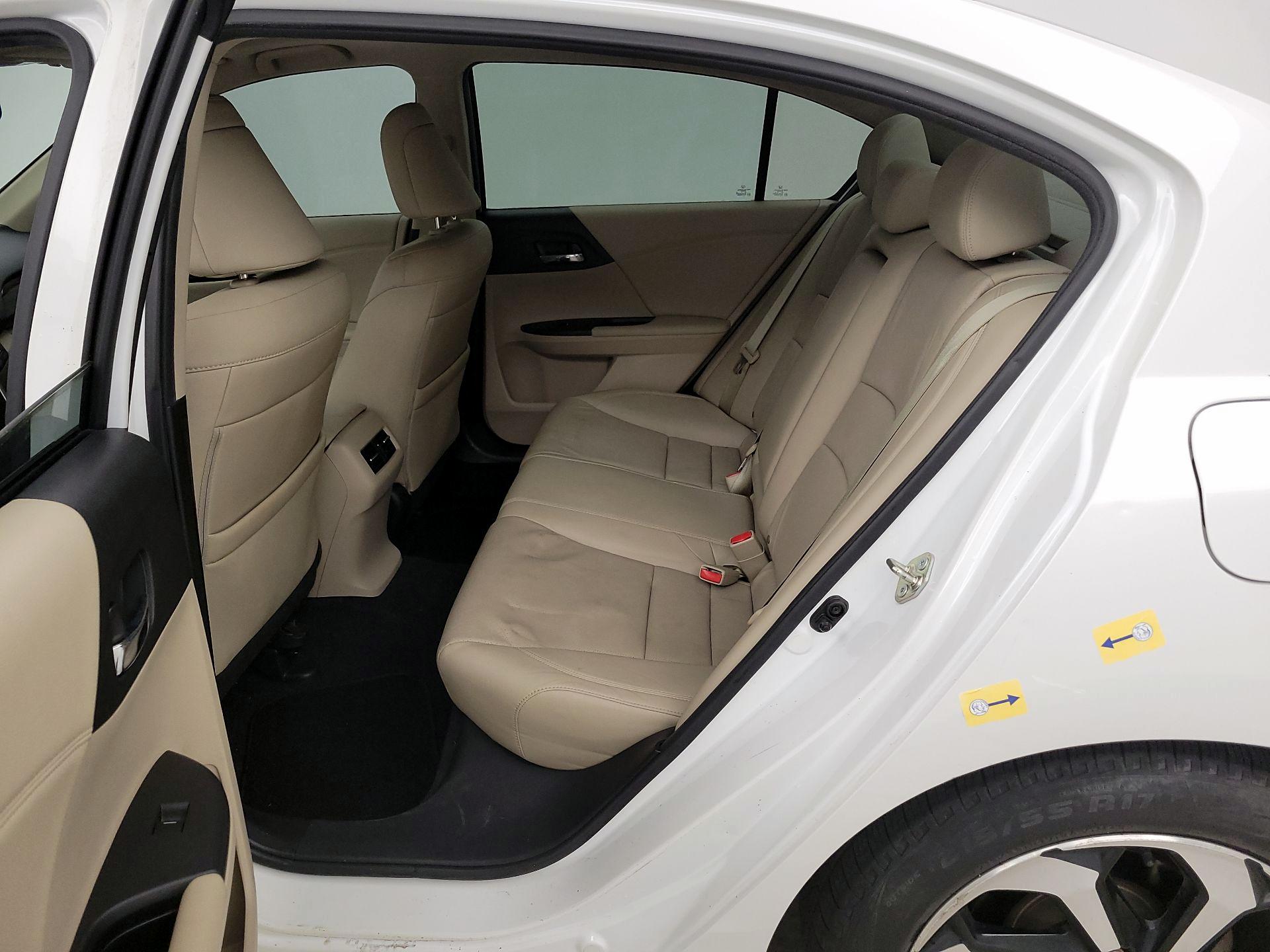 Thumbnail: 2016 Honda Accord - 17