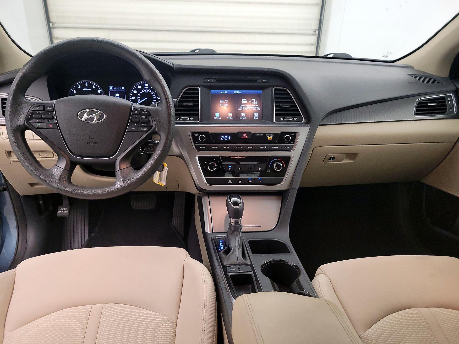 Thumbnail: 2017 Hyundai Sonata - 9