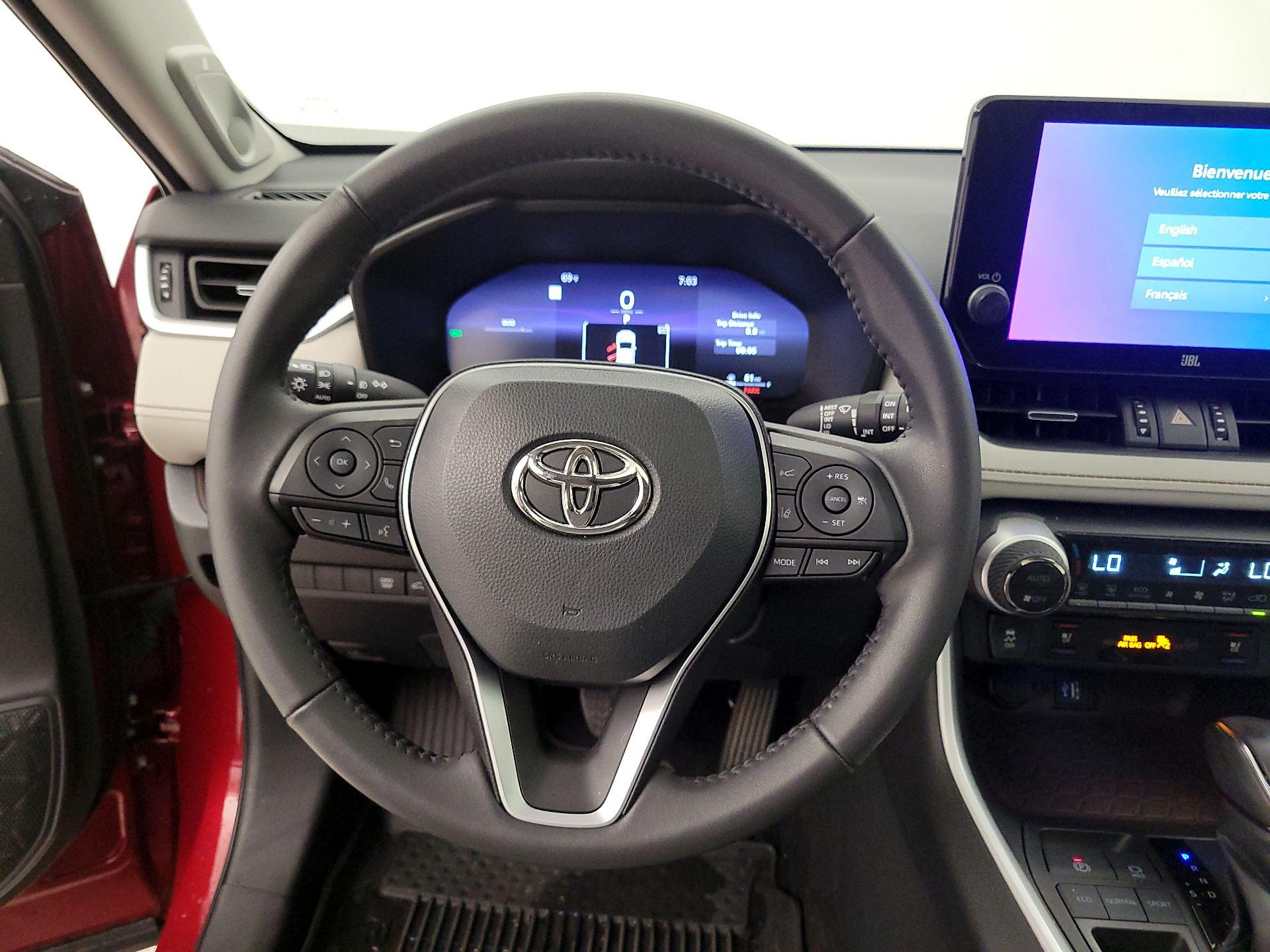 Thumbnail: 2023 Toyota RAV4 - 10