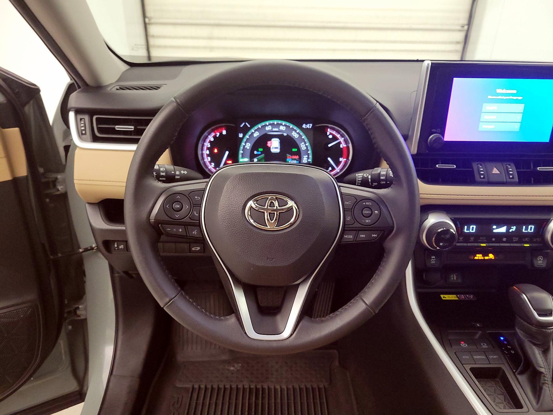 Thumbnail: 2023 Toyota RAV4 - 10