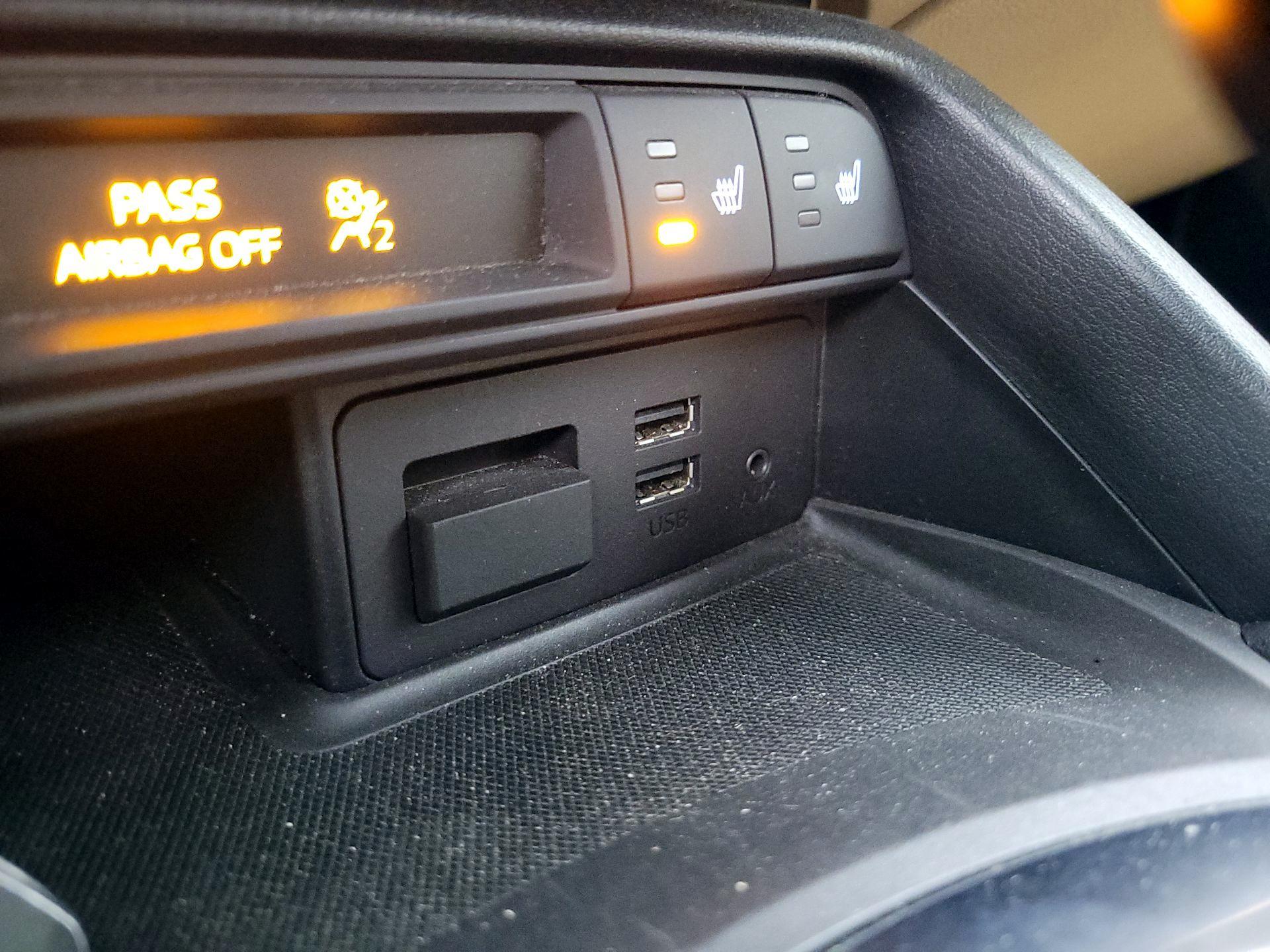 Thumbnail: 2019 Mazda MX-5 Miata - 18