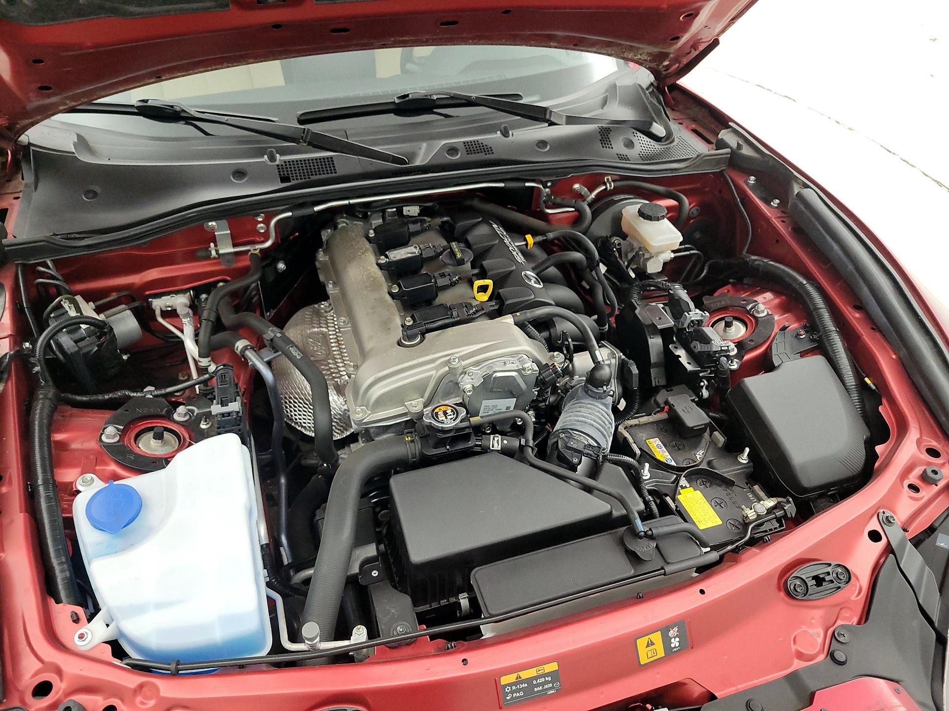 Thumbnail: 2019 Mazda MX-5 Miata - 20