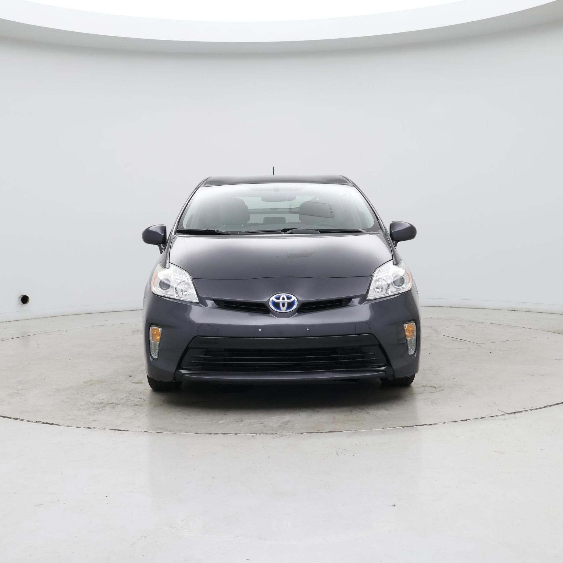 Thumbnail: 2015 Toyota Prius - 5