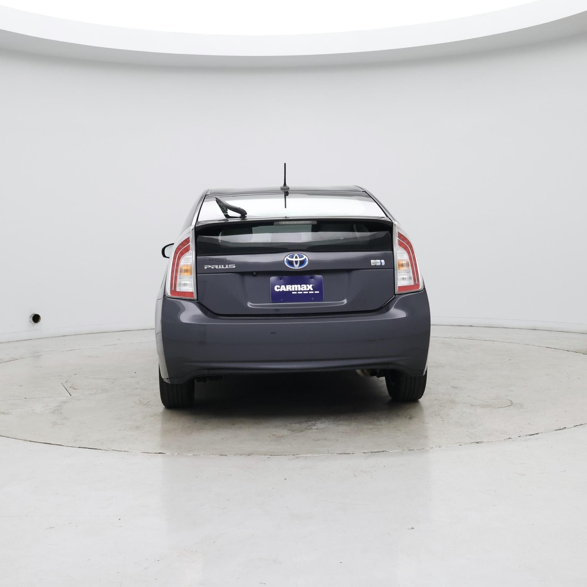 Thumbnail: 2015 Toyota Prius - 6