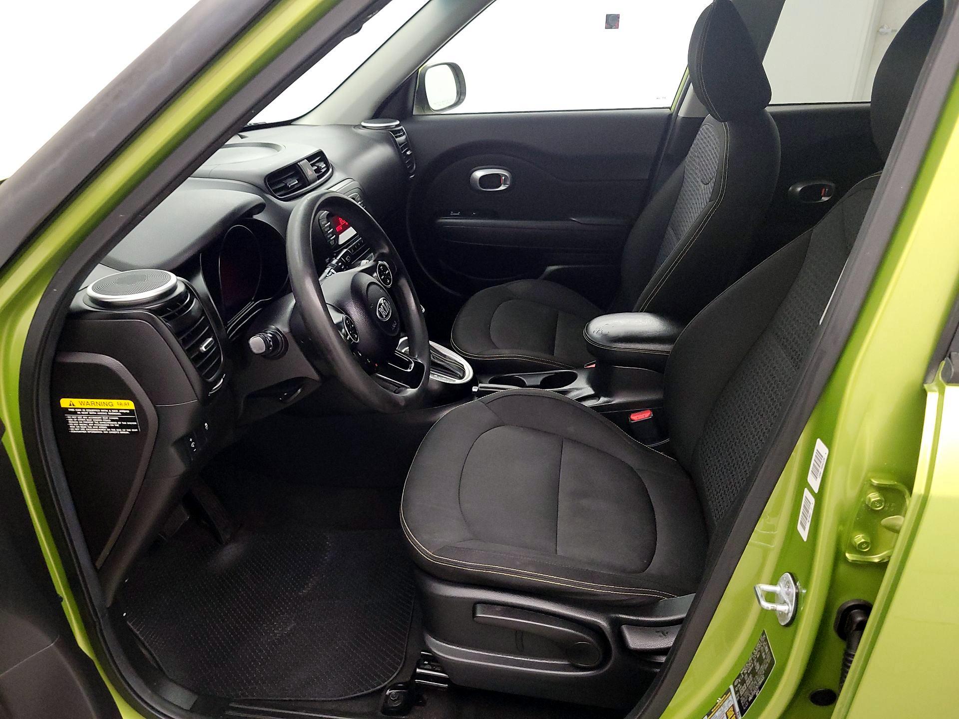 Thumbnail: 2015 Kia Soul - 11