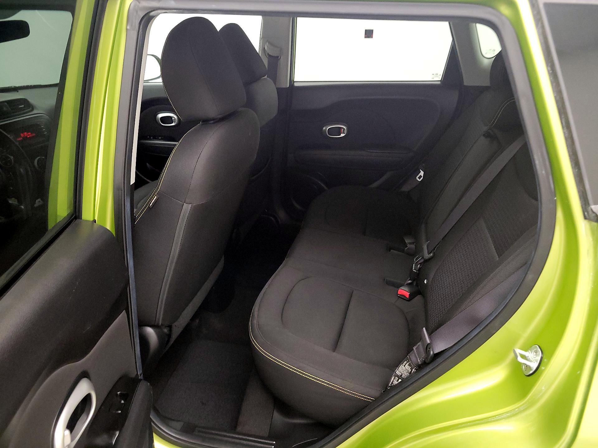Thumbnail: 2015 Kia Soul - 18